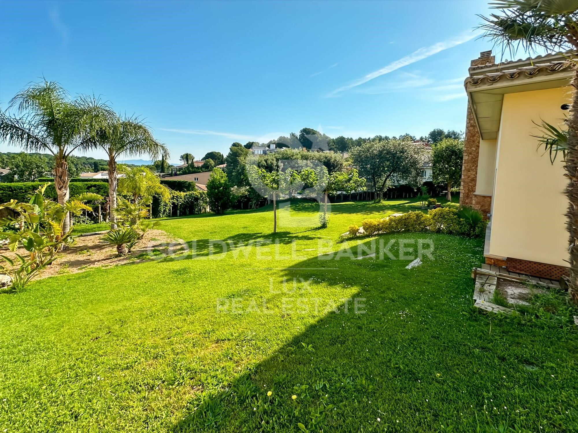 Luxury house with indoor pool in L'Escala