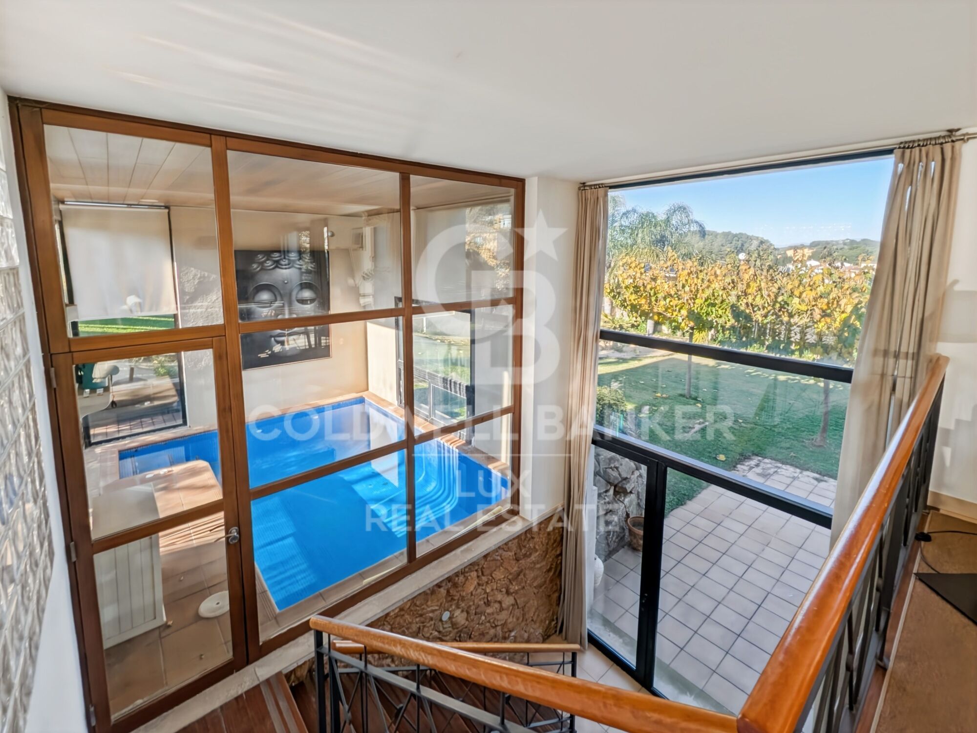 Luxury house with indoor pool in L'Escala