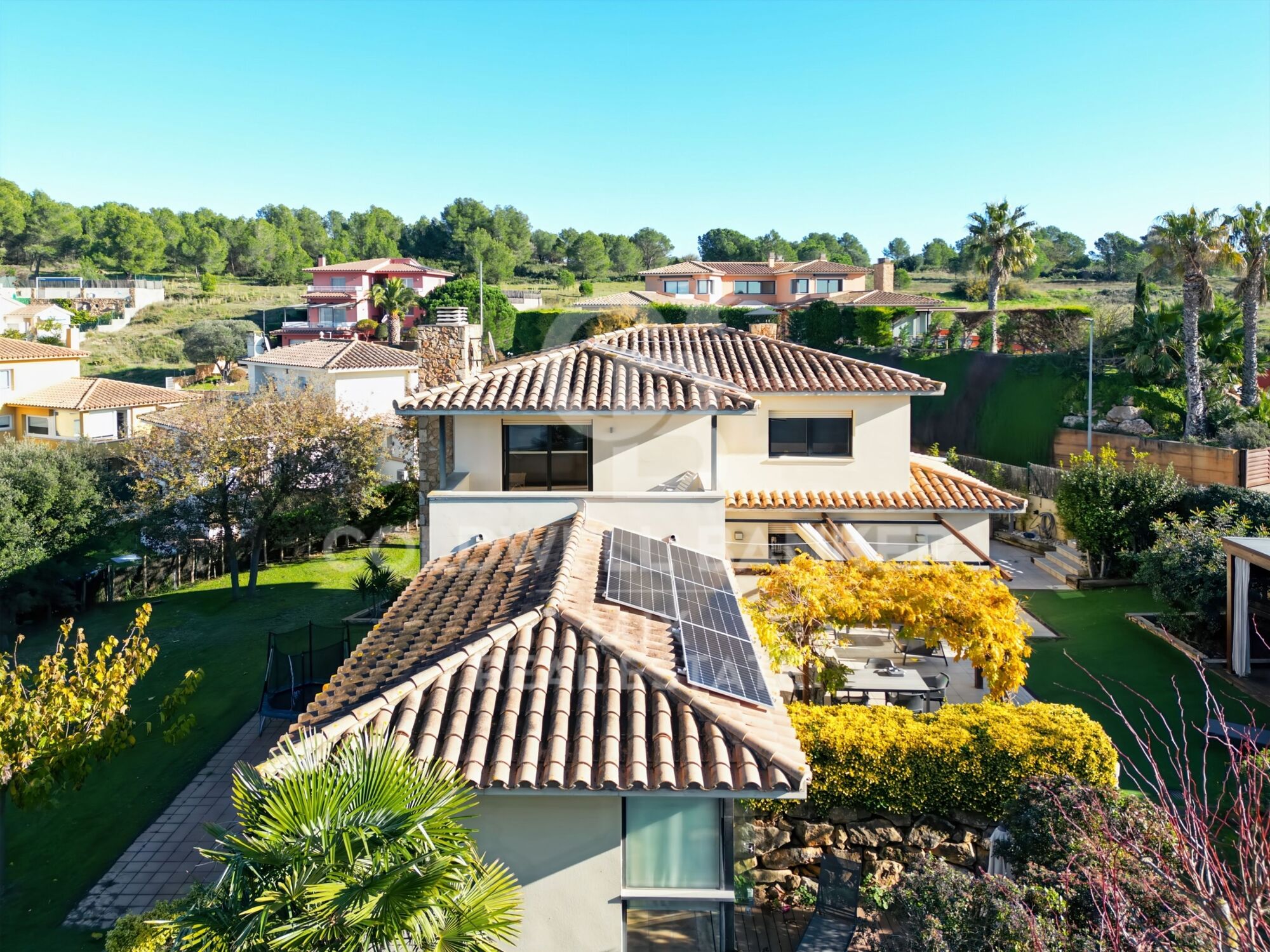 Luxury house with indoor pool in L'Escala