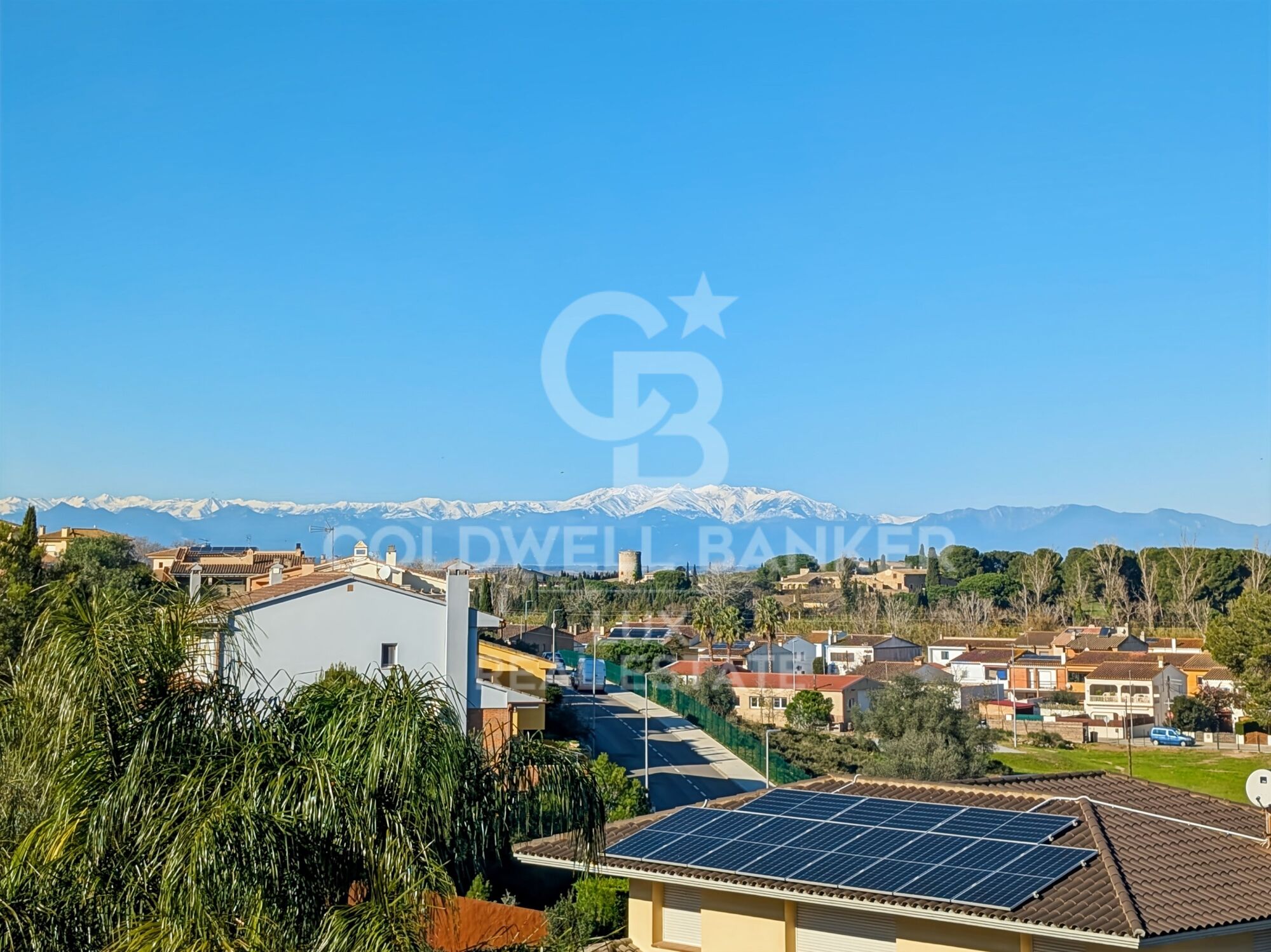 Luxury house with indoor pool in L'Escala