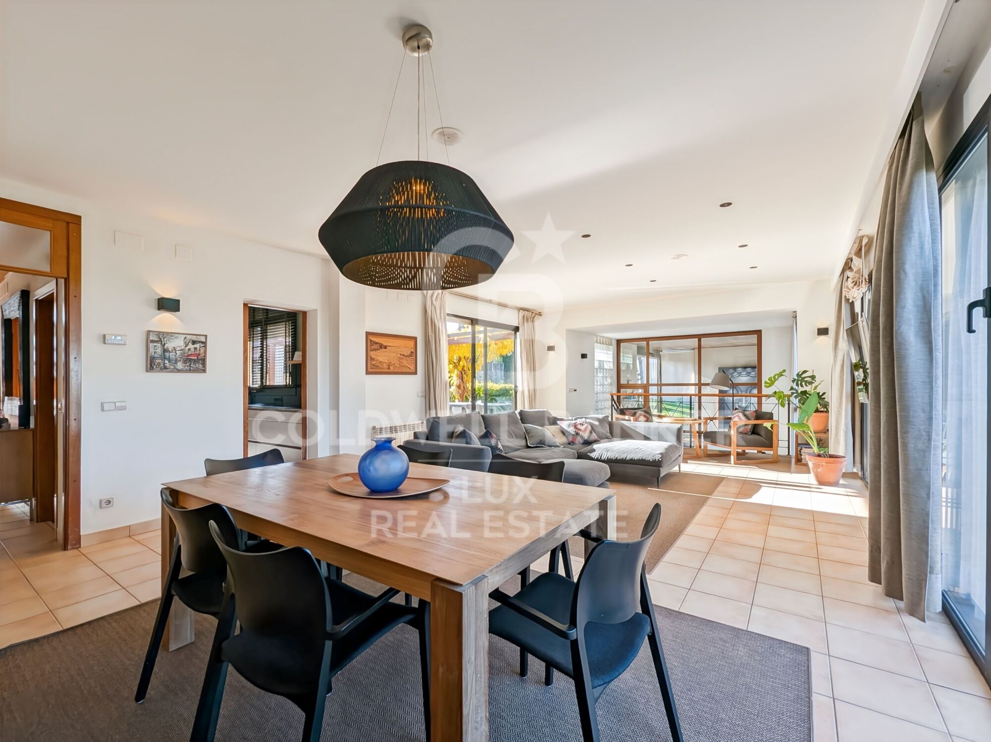 Luxury house with indoor pool in L'Escala