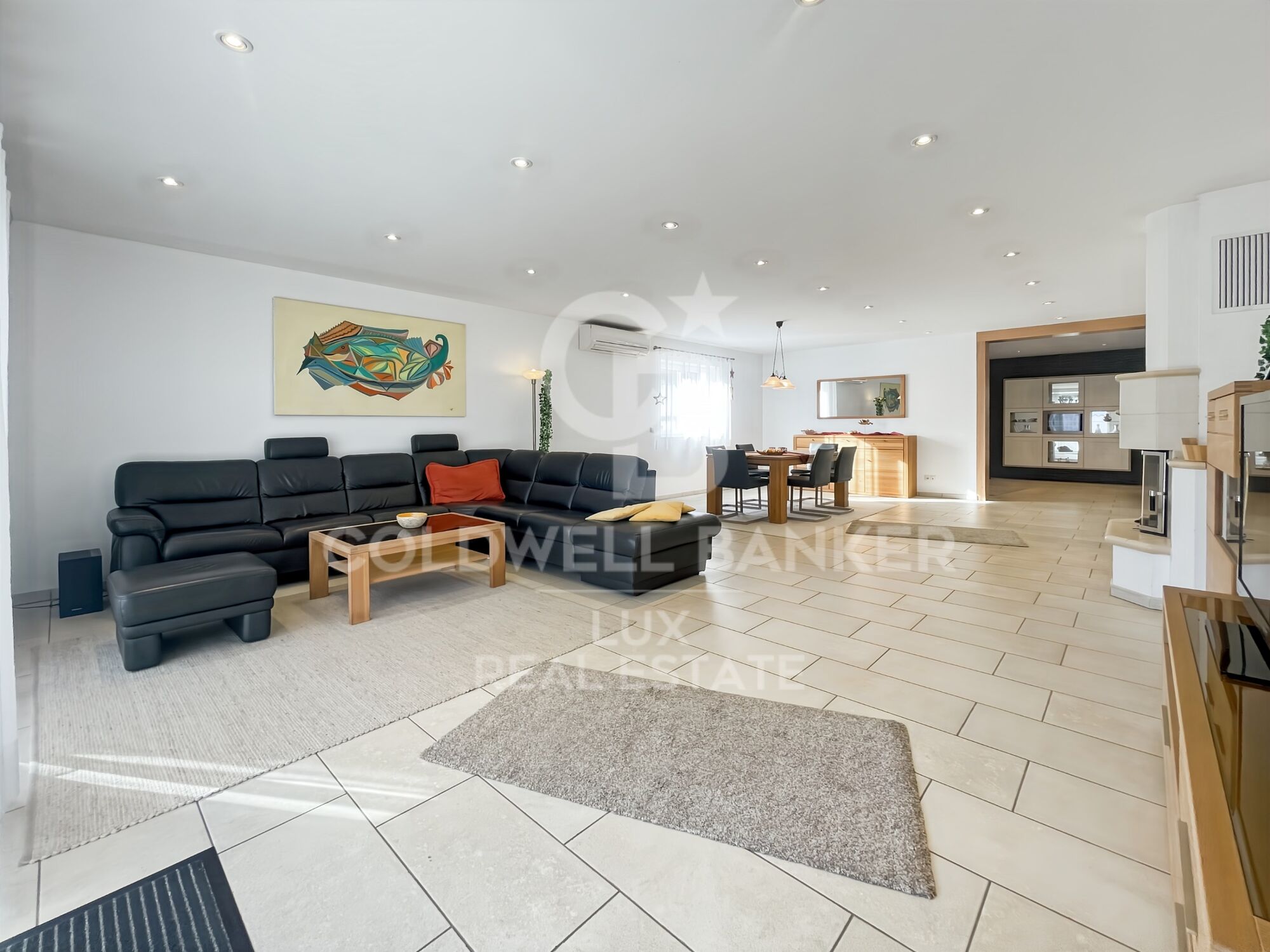 Luxury Villa with Pool and Garden 5 Minutes from the Beach in Empuriabrava