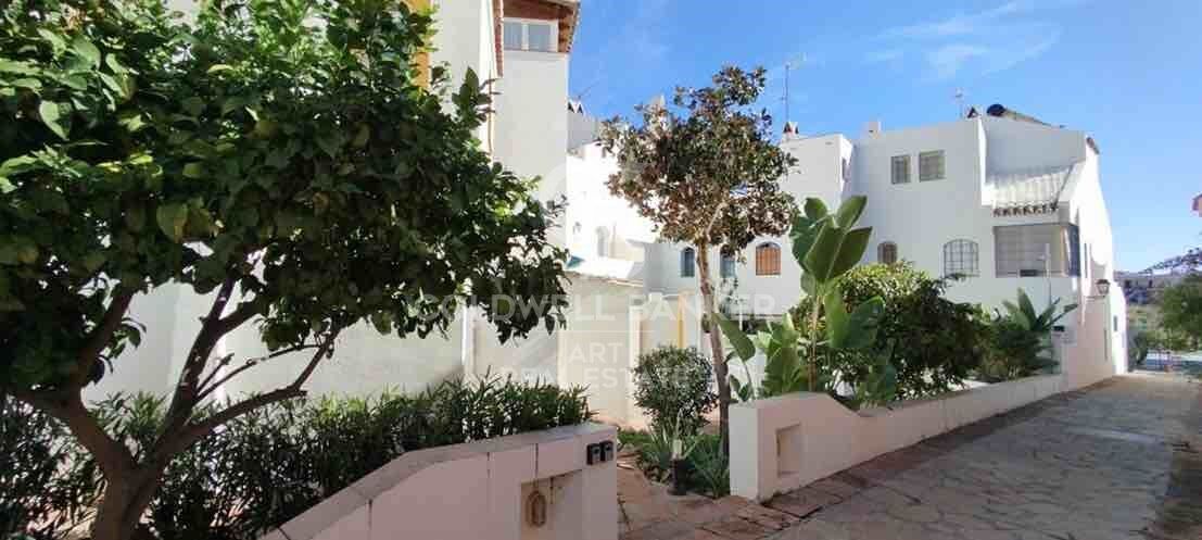 Reihenhaus 5 Schlafzimmer, 3 Stockwerke Verkauf Marbella