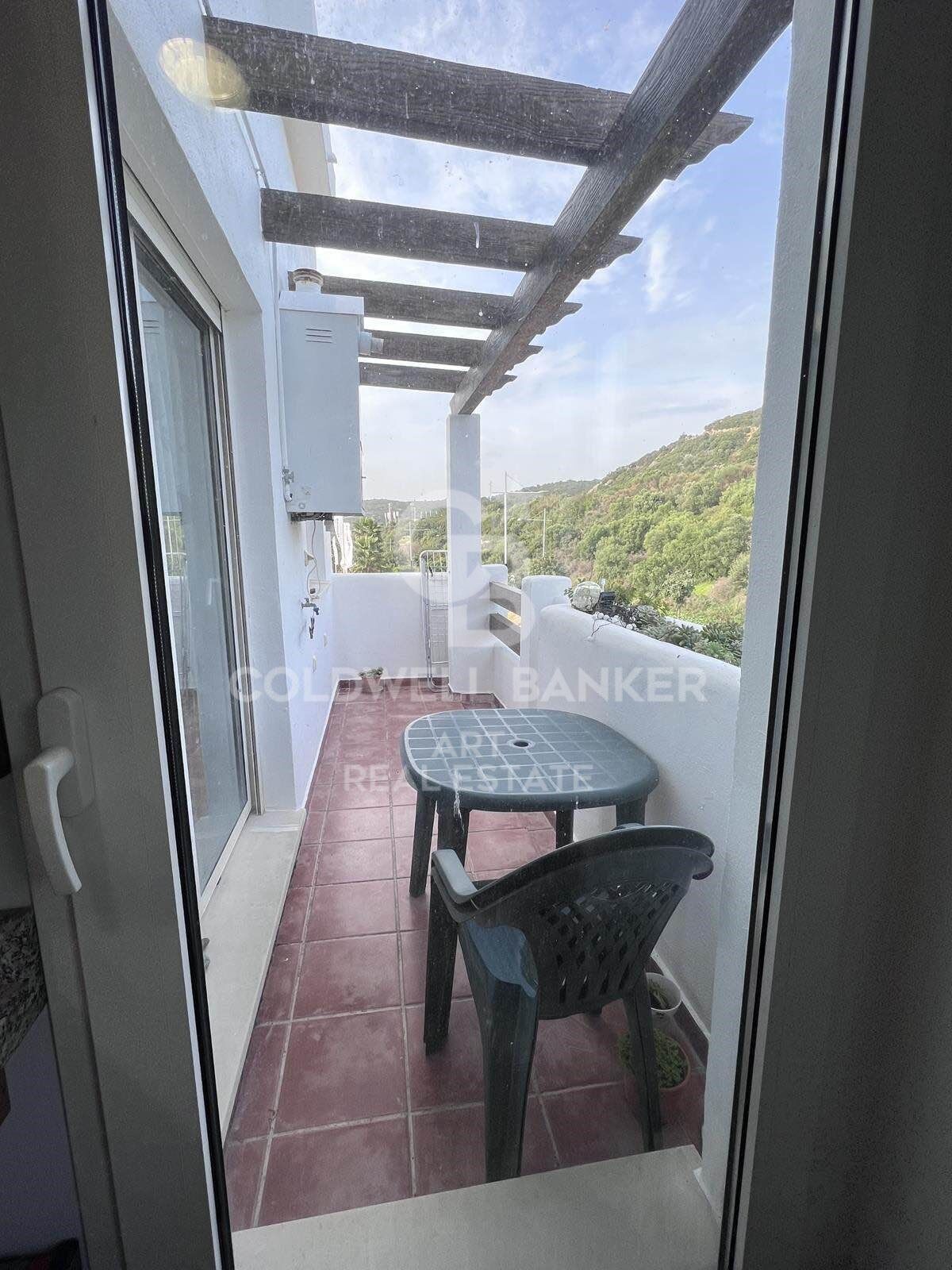 Charming apartment with sea views in Valle Romano Golf