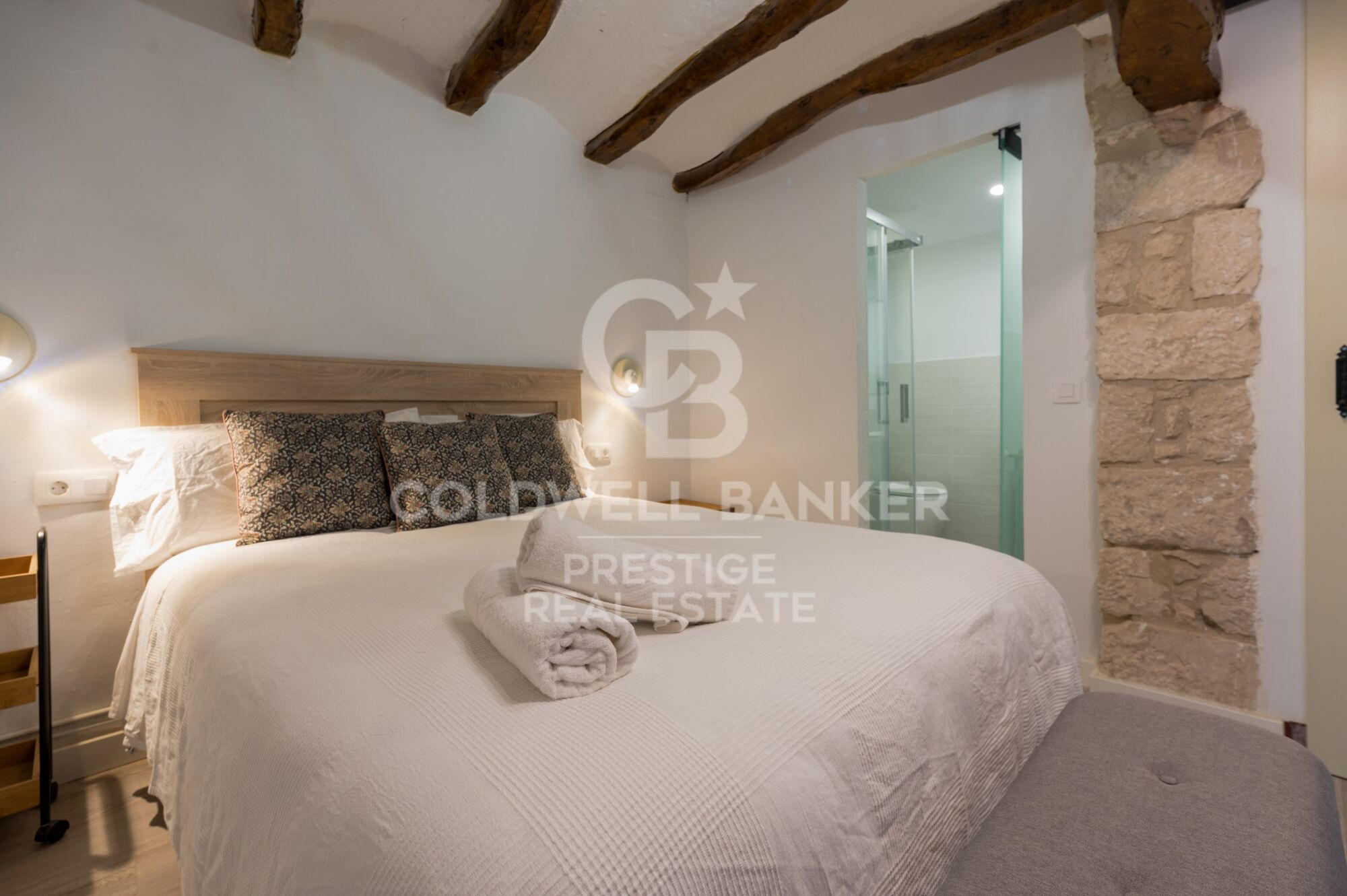 Maison de rêve rénovée avec des finitions de luxe et entièrement équipée avec une licence touristique