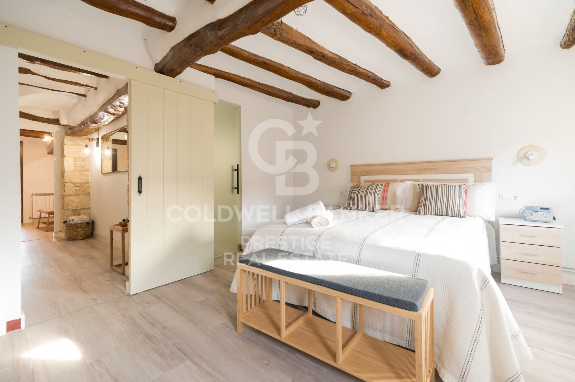 Maison de rêve rénovée avec des finitions de luxe et entièrement équipée avec une licence touristique