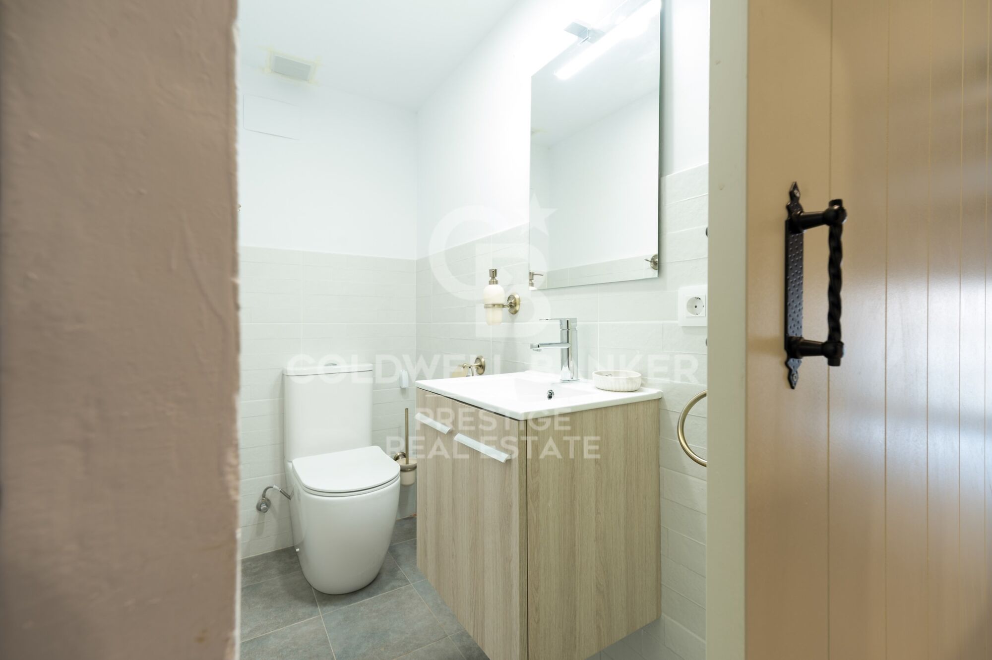 Maison de rêve rénovée avec des finitions de luxe et entièrement équipée avec une licence touristique