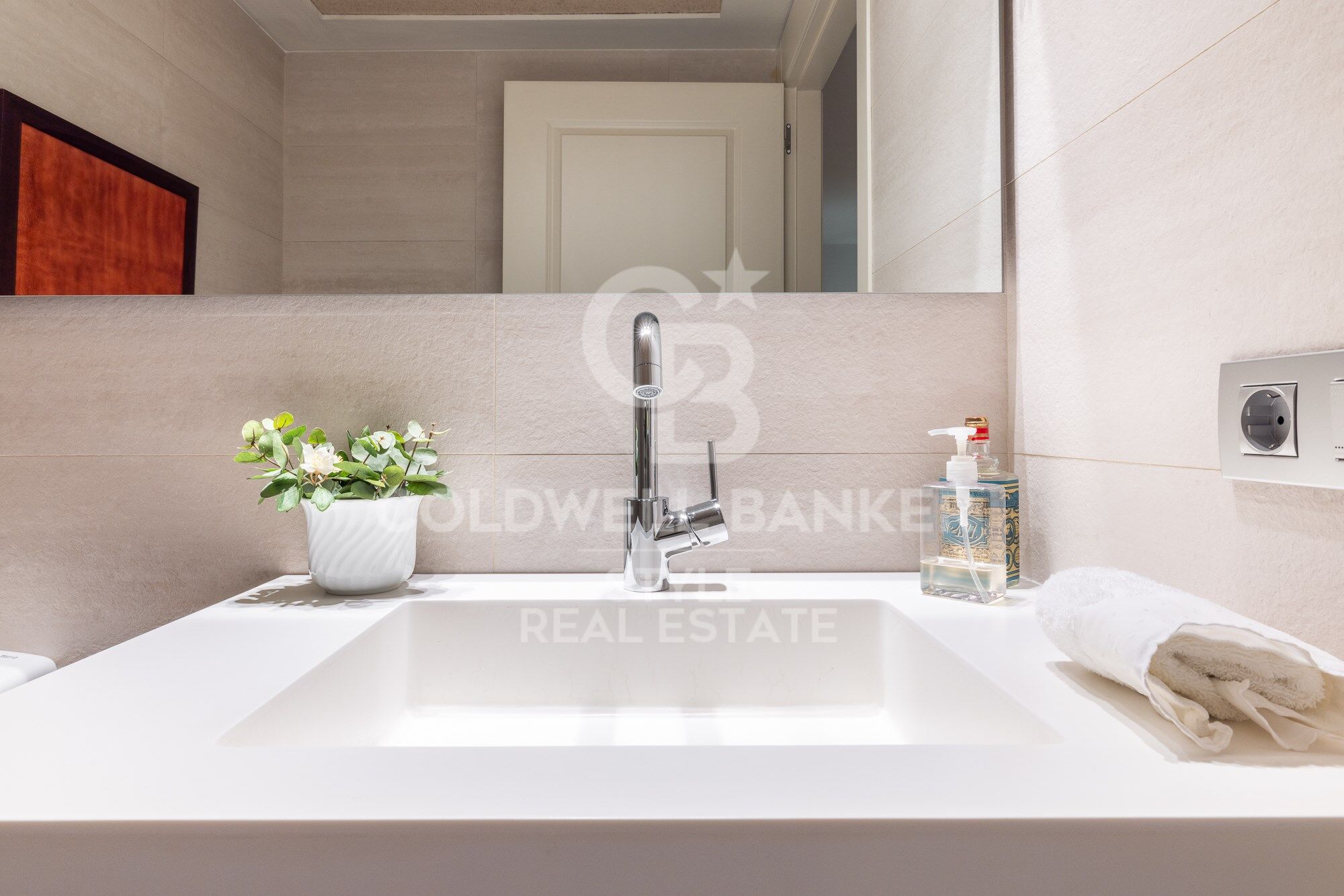 Magnificent corner flat next to Sabadell's City Hall