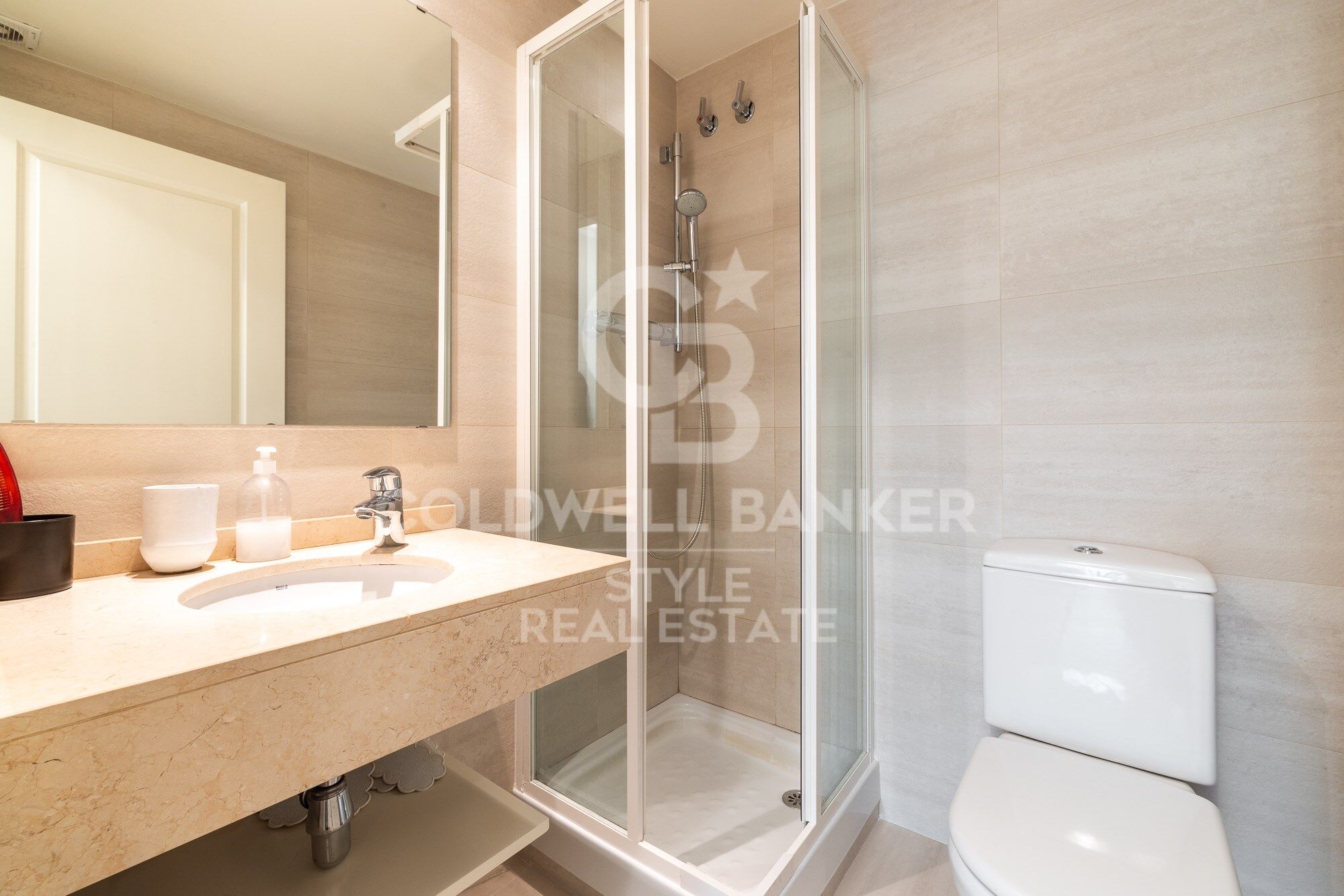 Magnificent corner flat next to Sabadell's City Hall