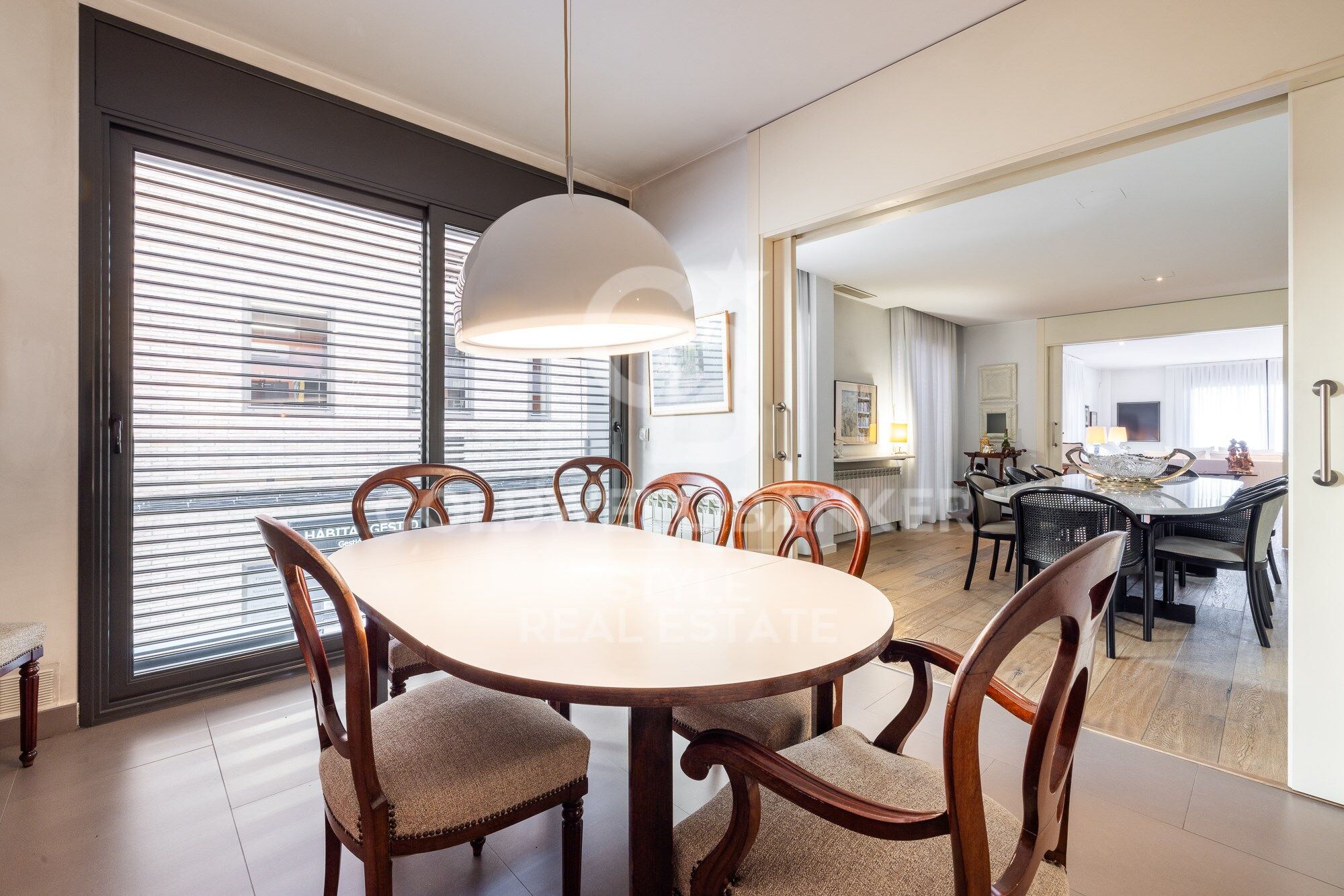 Magnificent corner flat next to Sabadell's City Hall