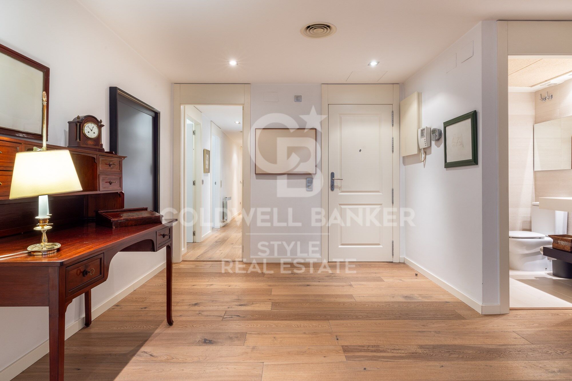 Magnificent corner flat next to Sabadell's City Hall