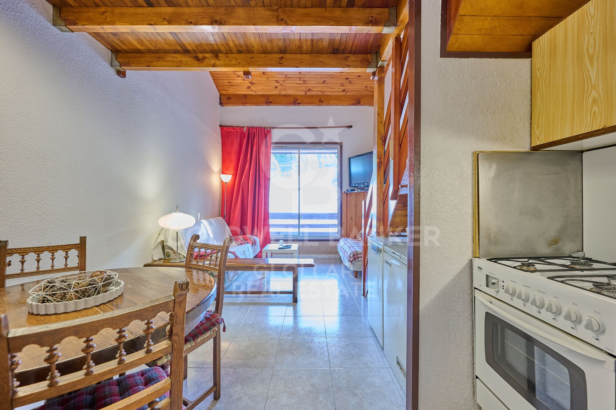 Apartment 2 Bedrooms Sale Eyne