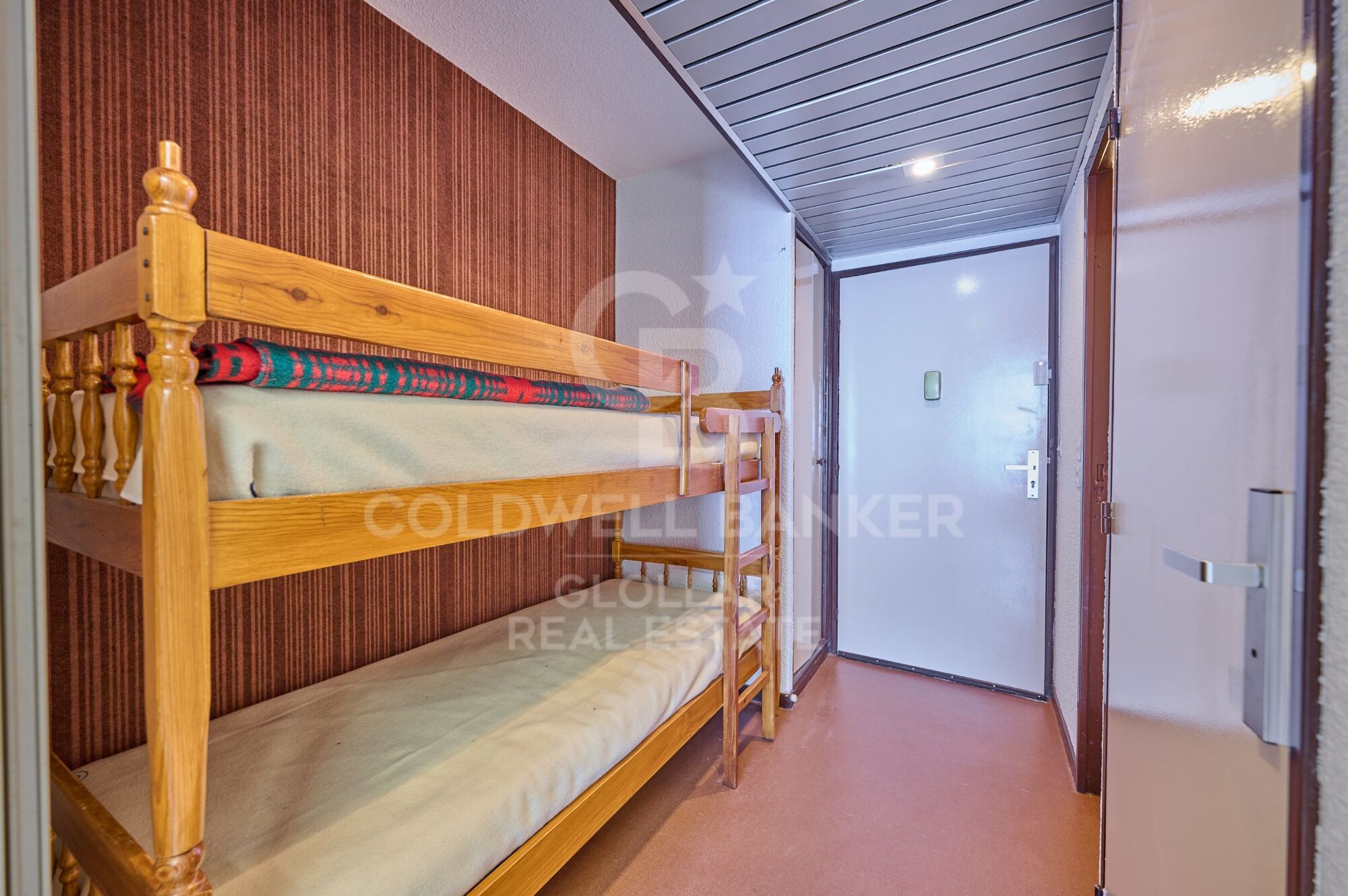 Apartment 2 Bedrooms Sale Eyne