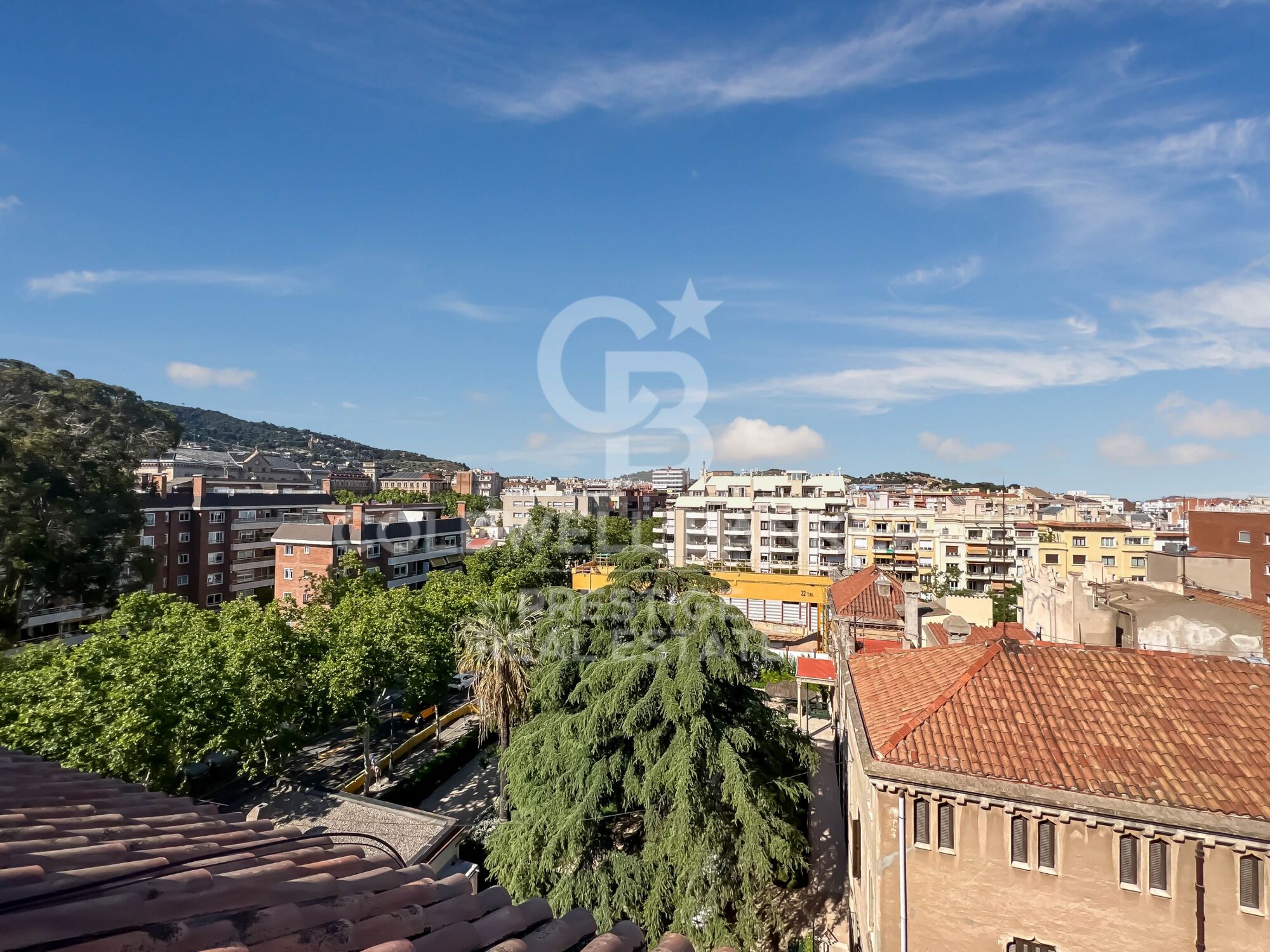 Spectaculaire penthouse avec terrasse à Bonanova.