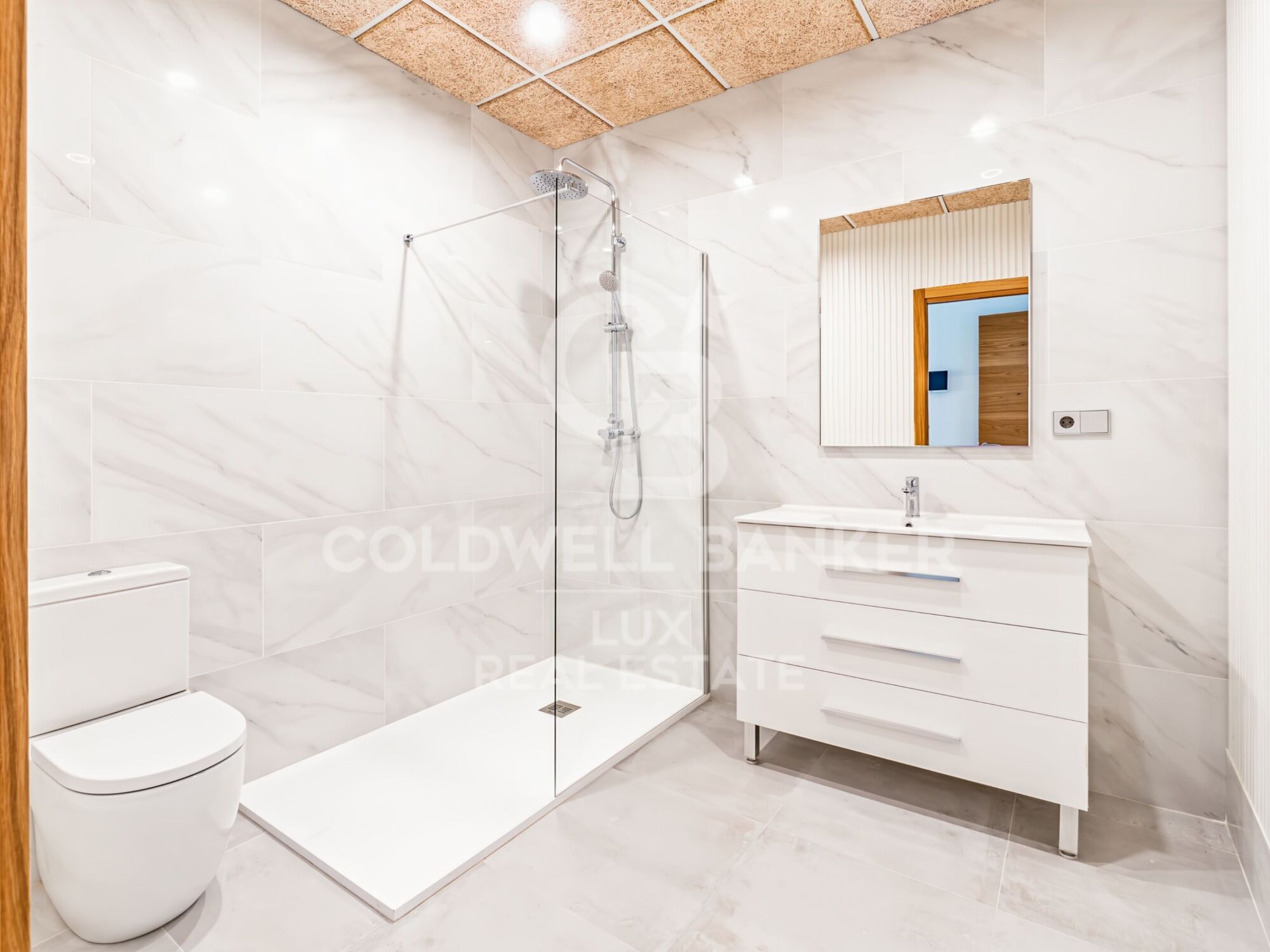 Neues Haus mit Aufzug und Garage in Figueres, Alt Empordà