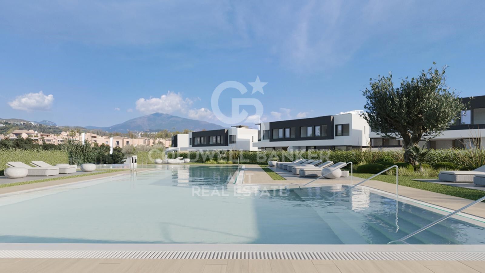 Semi-detached villas with panoramic views in Estepona