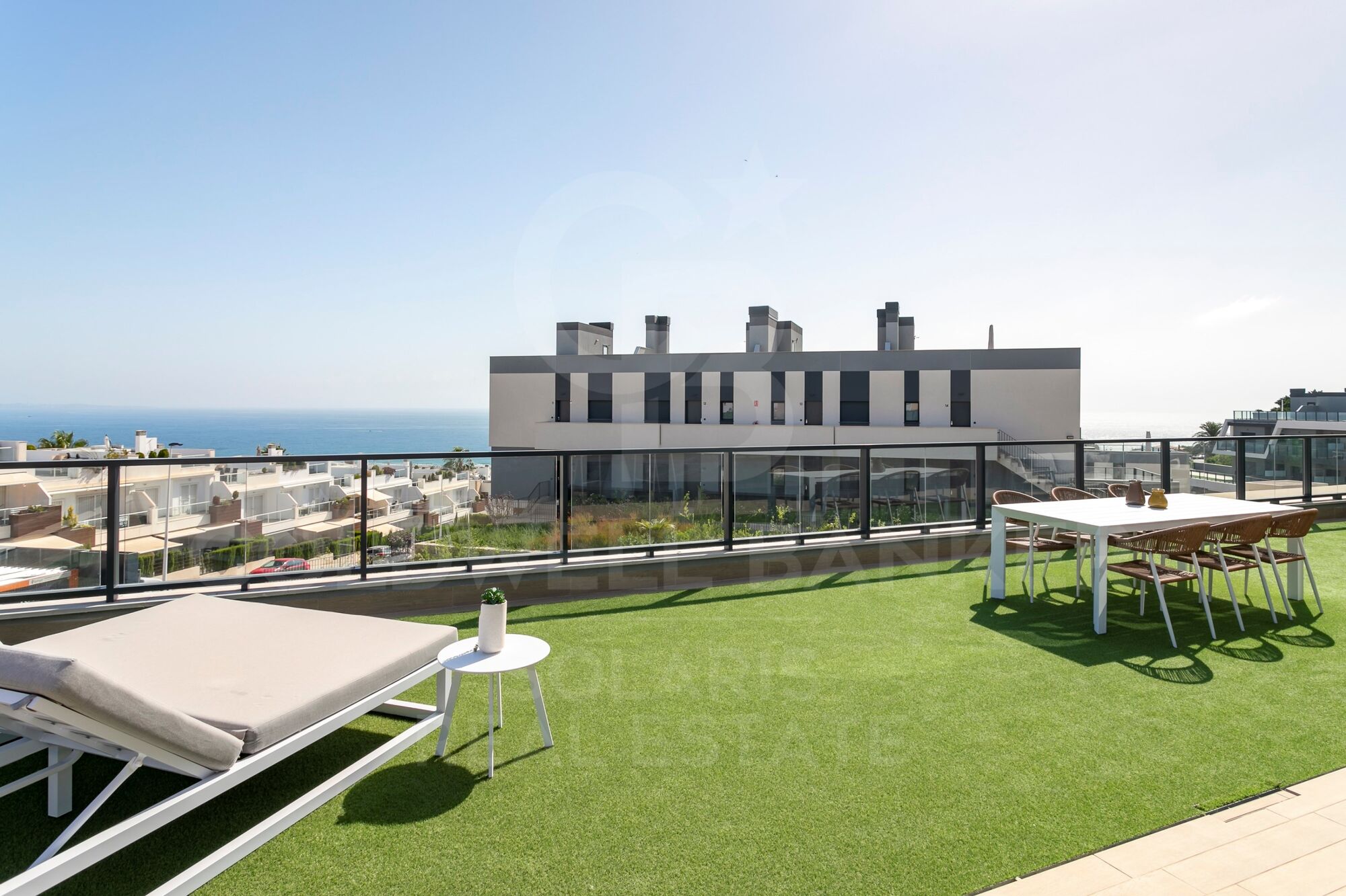 Acogedor apartamento de 3 dormitorios en Gran Alacant (a estrenar)