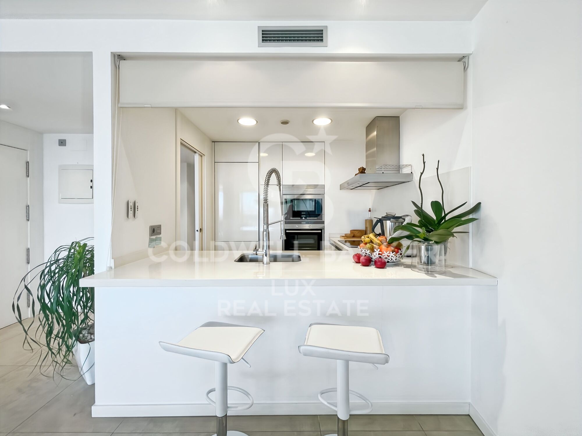 Grand appartement de luxe divisible à Roses, à 100m de la plage