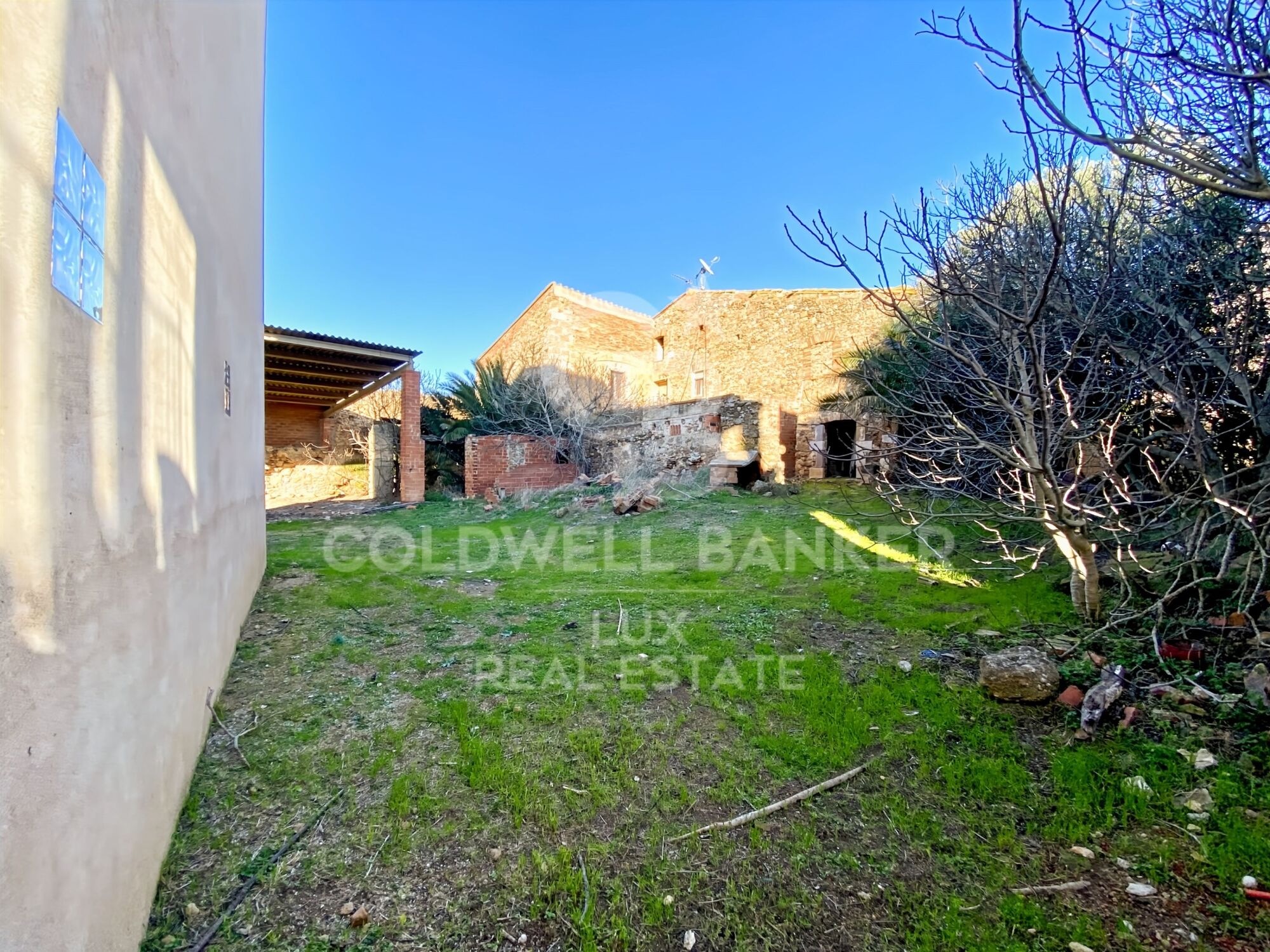 Masía para renovar en Alt Empordà