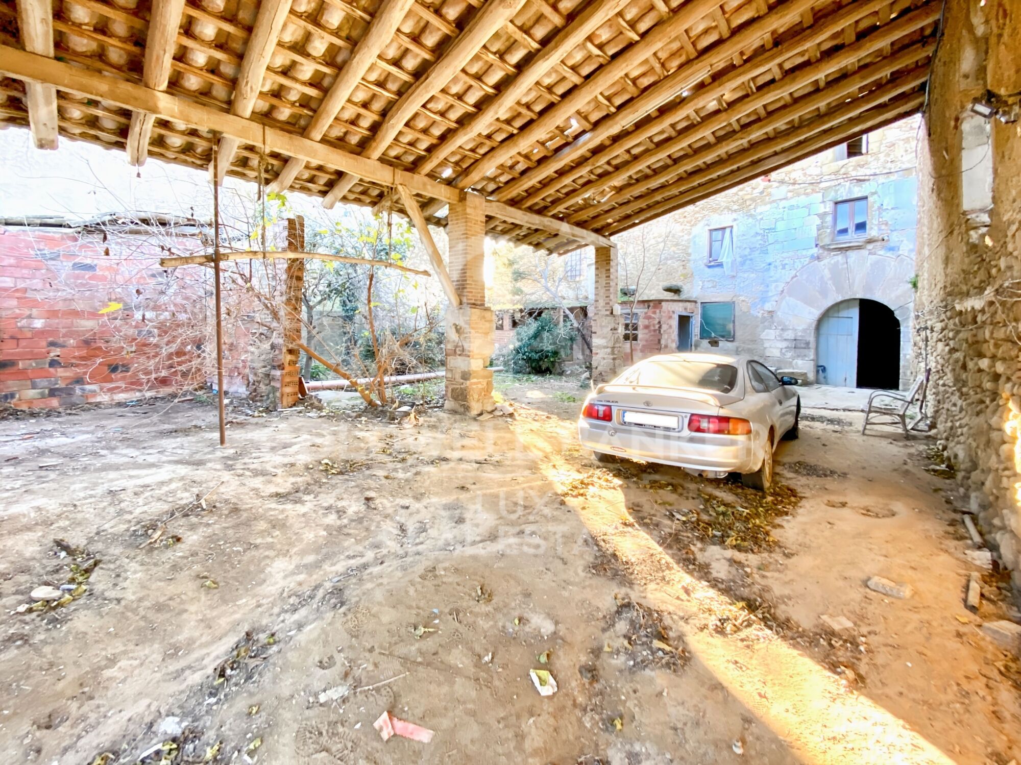 Maison de campagne à rénover dans l'Alt Empordà