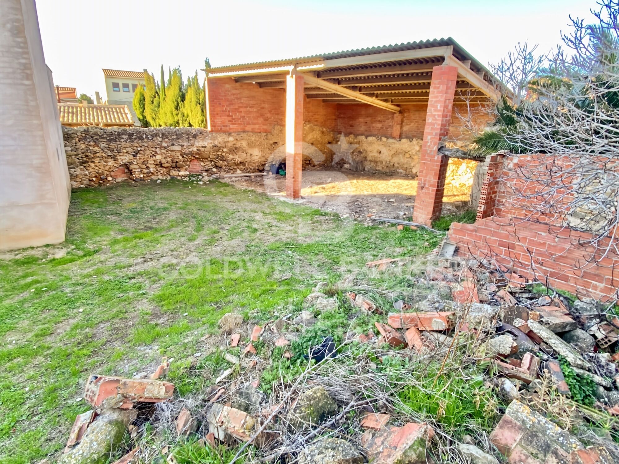 Landhaus zum Renovieren in Alt Empordà
