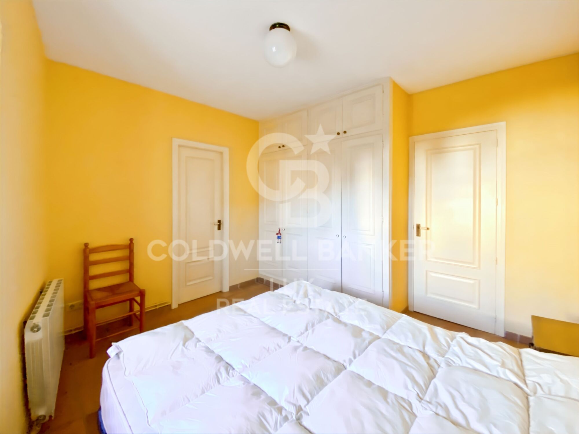 Casa de pueblo con terraza en el centro de Albons