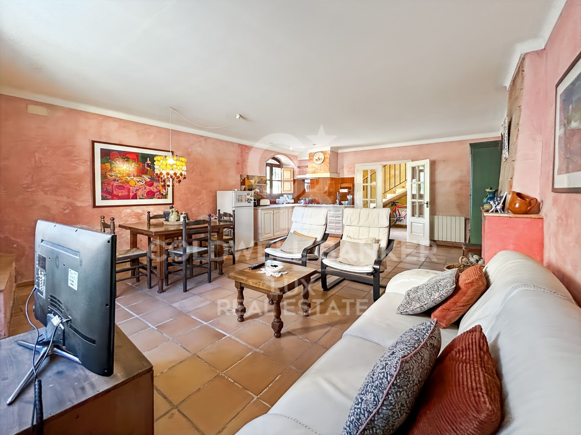 Casa de pueblo con terraza en el centro de Albons