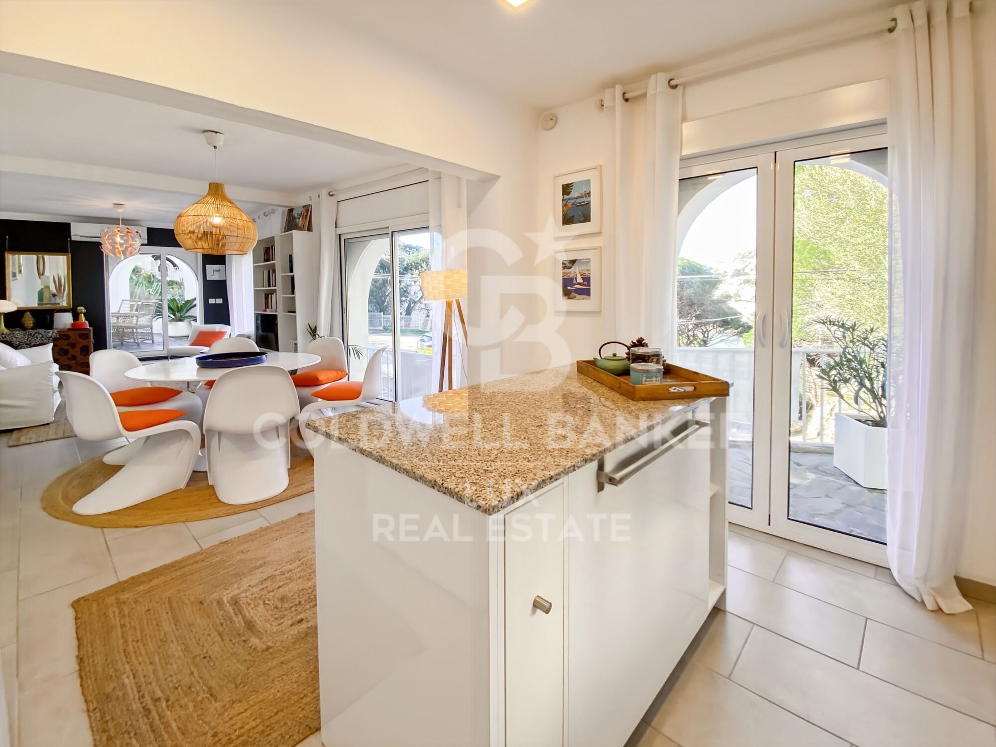 Sea view house with large terrace and garage in Canyelles, Roses