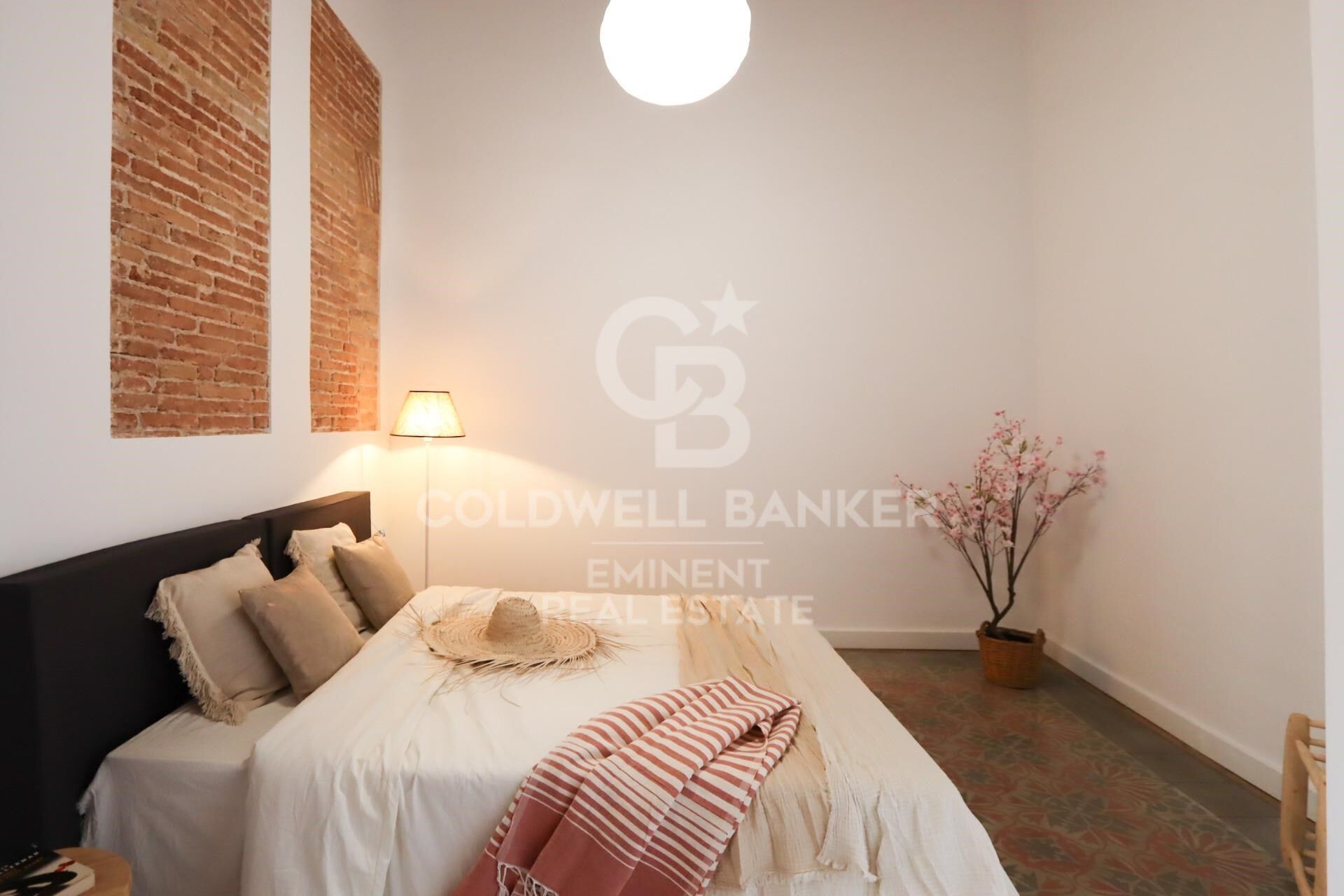 Espectacular piso con terraza - El Gótico