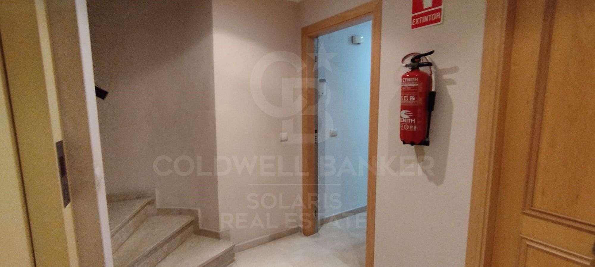 Unique opportunity in Jávea! Modern flat near the old town and port