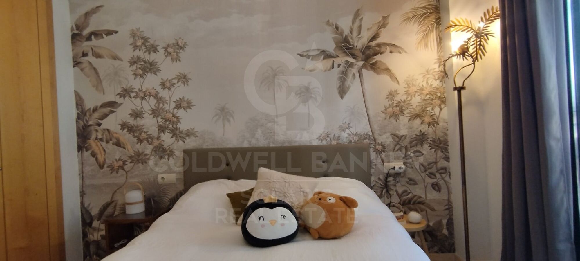 Unique opportunity in Jávea! Modern flat near the old town and port