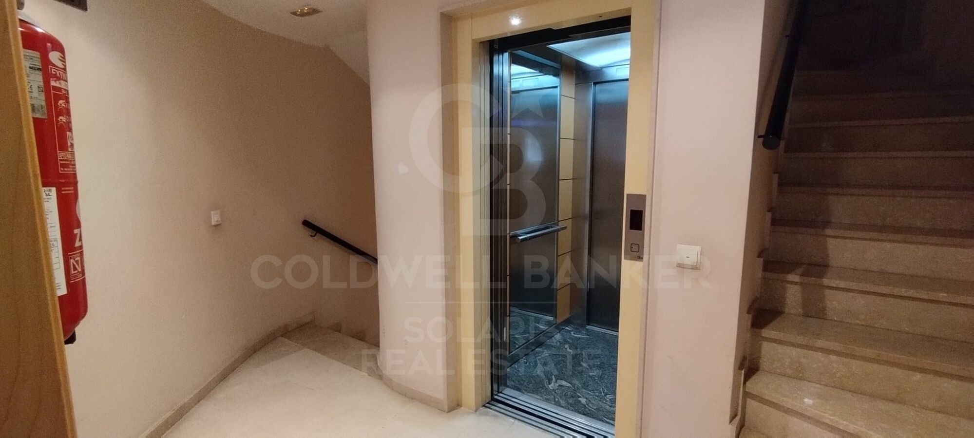 Unique opportunity in Jávea! Modern flat near the old town and port