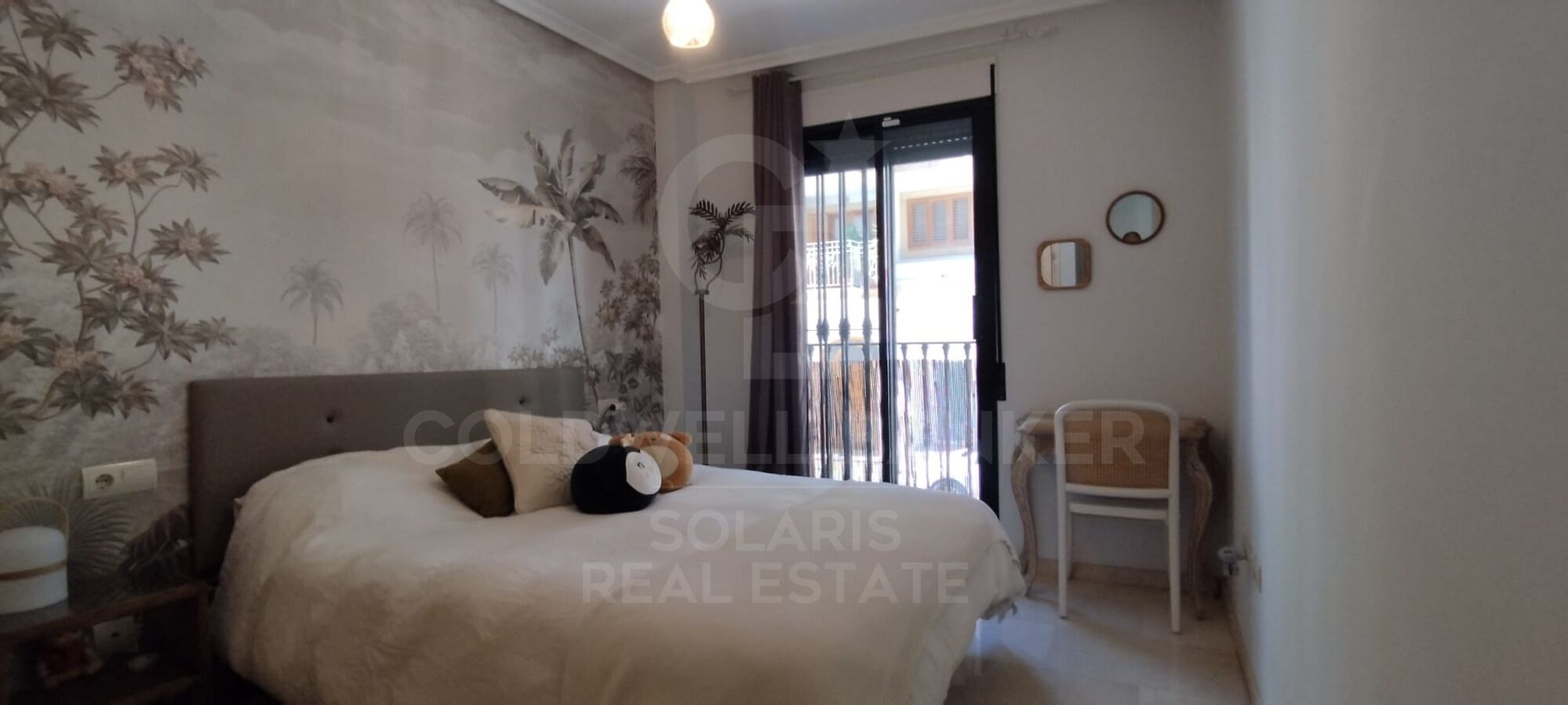 Unique opportunity in Jávea! Modern flat near the old town and port