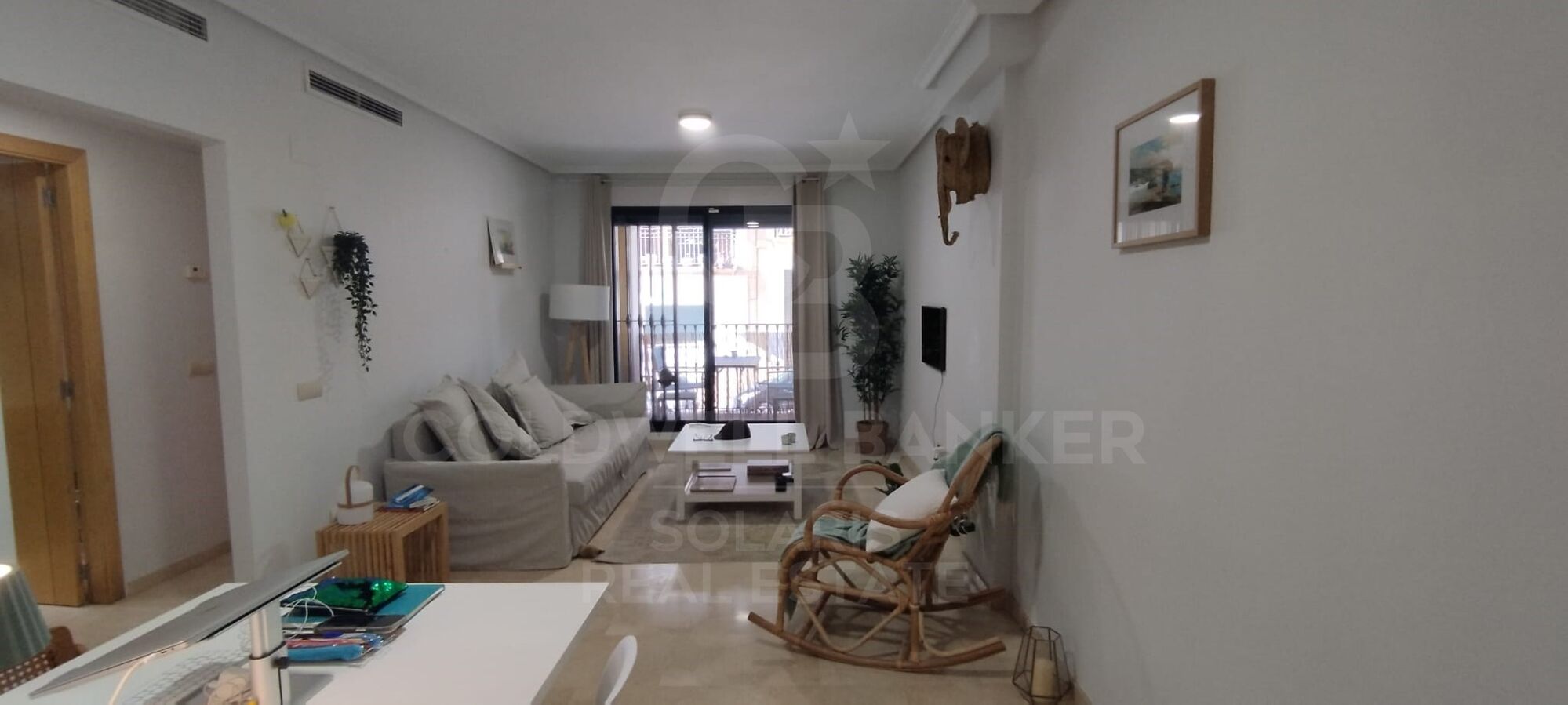 Unique opportunity in Jávea! Modern flat near the old town and port
