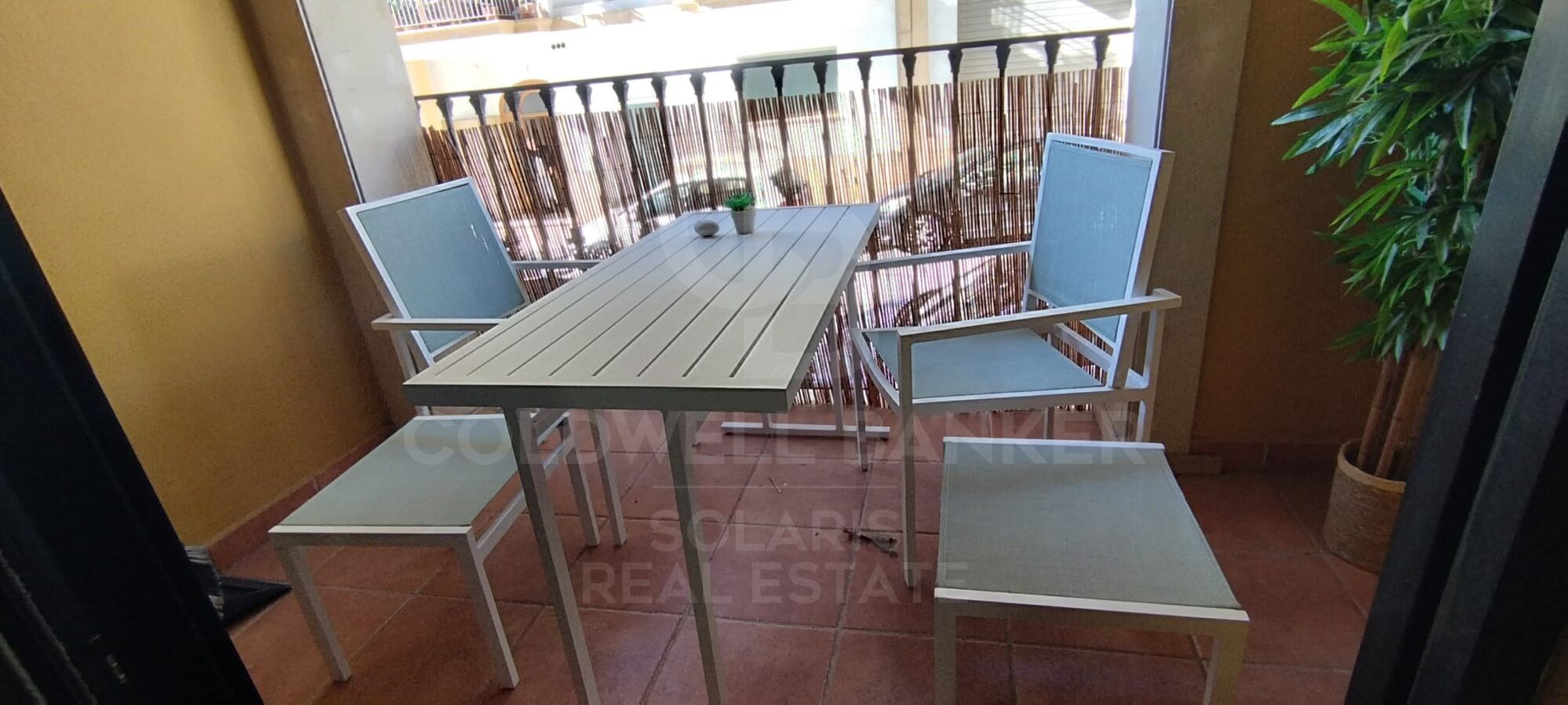 Unique opportunity in Jávea! Modern flat near the old town and port