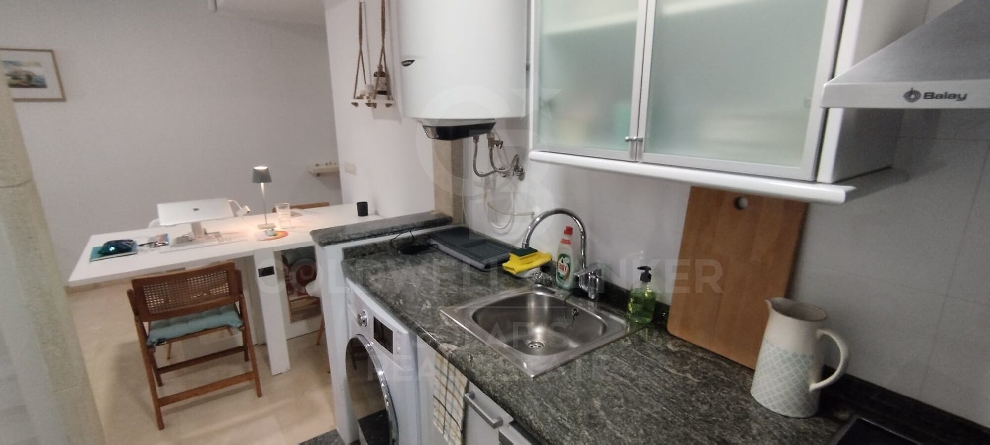 Unique opportunity in Jávea! Modern flat near the old town and port