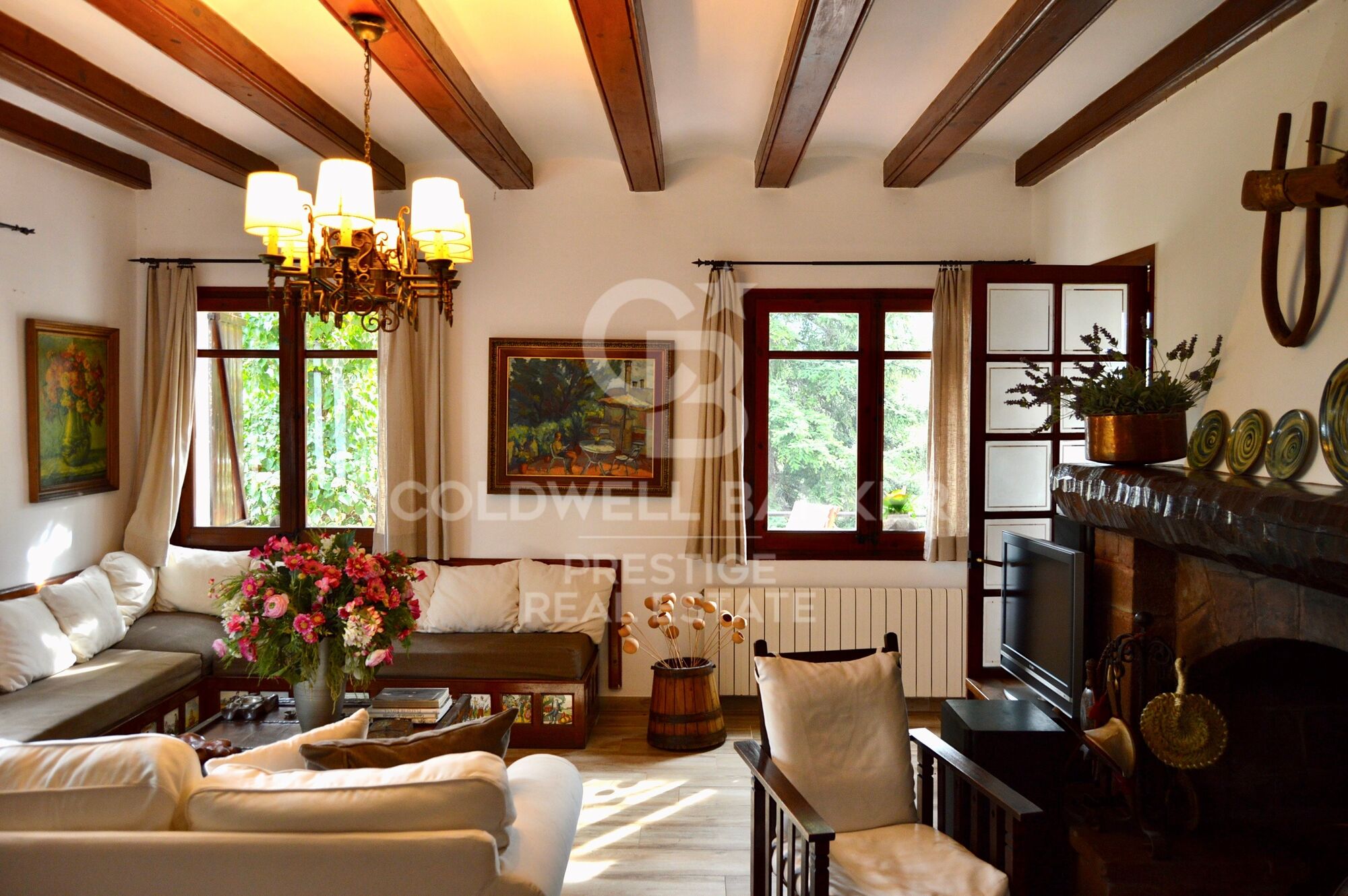 Encantadora propiedad rodeada de naturaleza y viñedos en Castellví de Rosanes