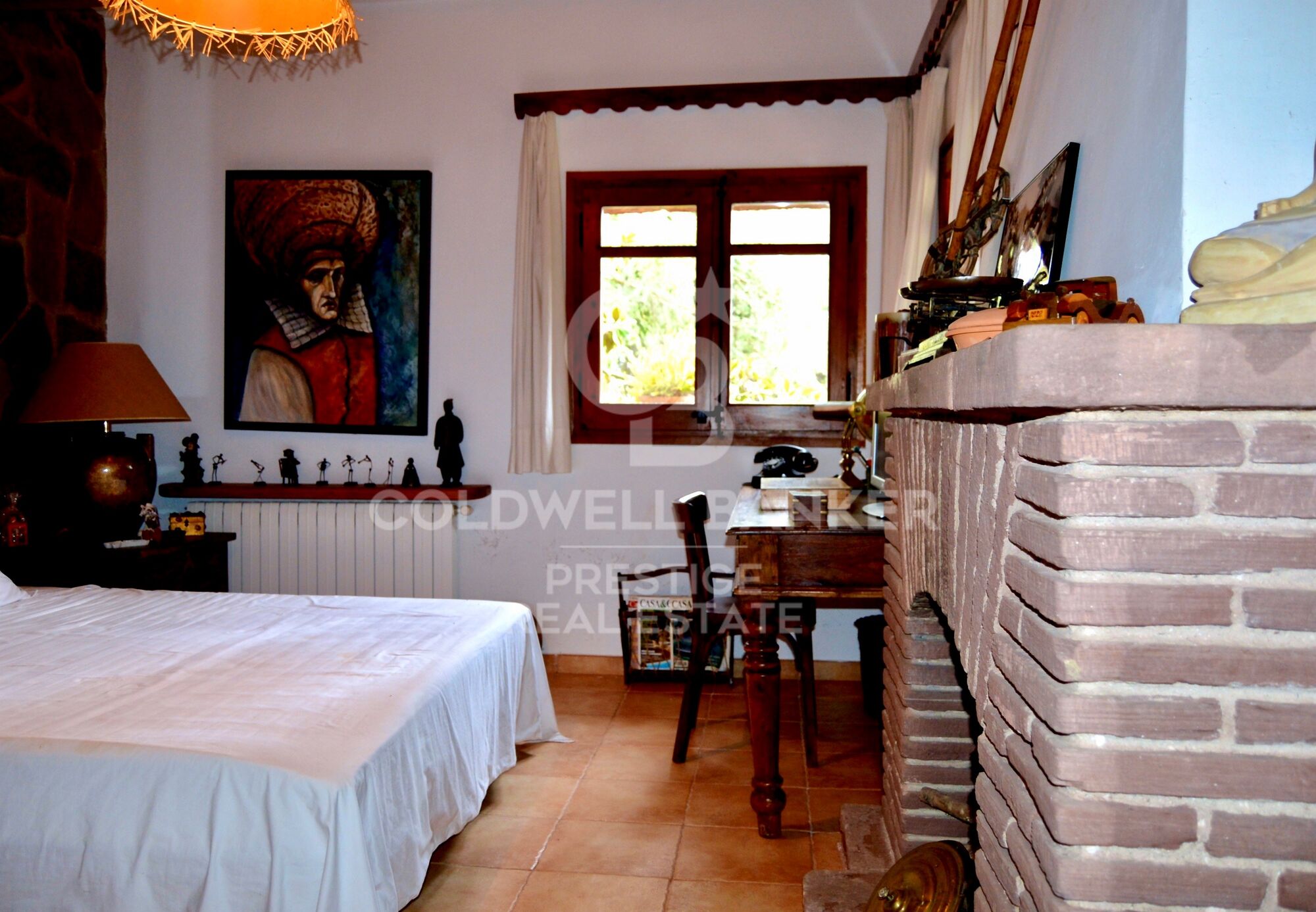Charming property surrounded by nature and vineyards in Castellví de Rosanes.