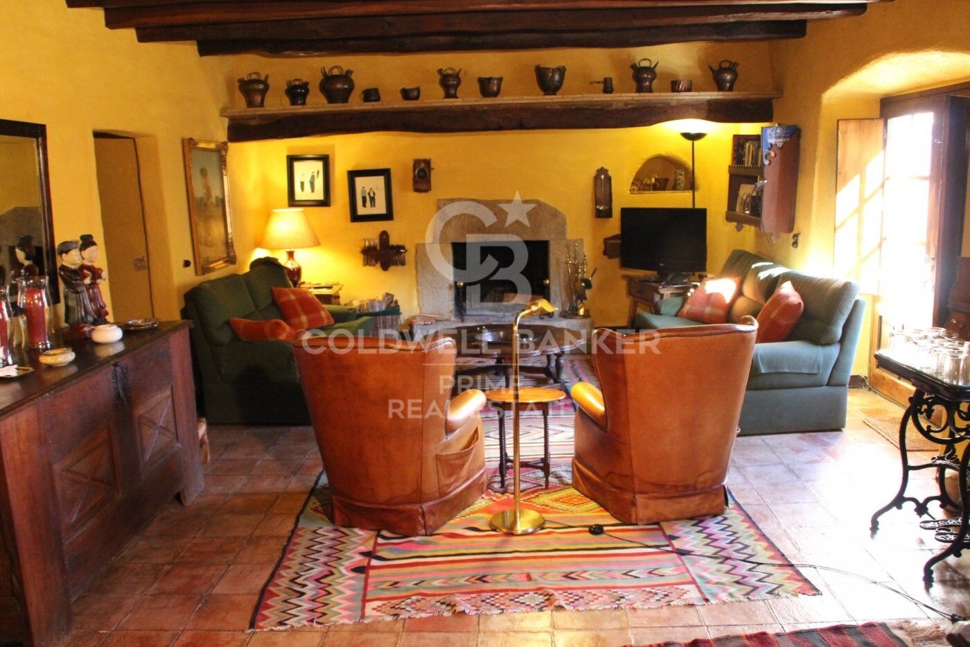 Authentic farmhouse of the s. XVI for sale in the municipality of Caldes de Malavella