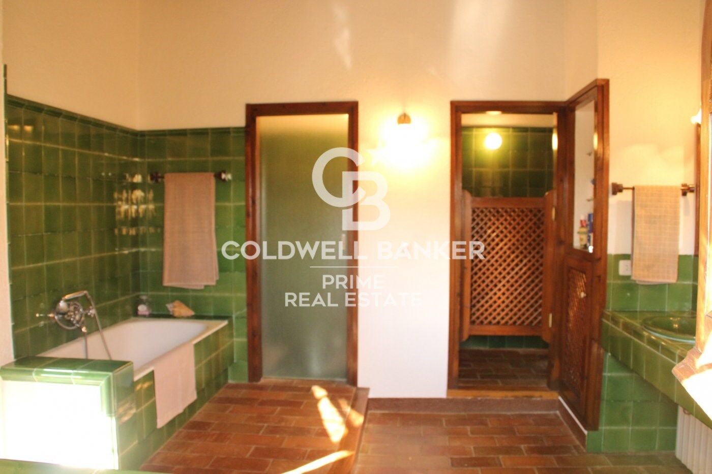 Authentic farmhouse of the s. XVI for sale in the municipality of Caldes de Malavella