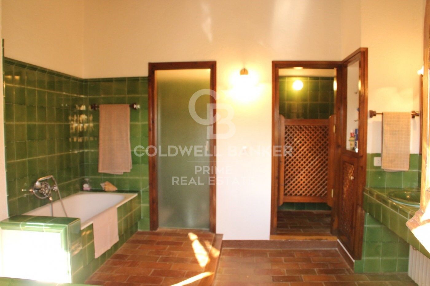 Authentic farmhouse of the s. XVI for sale in the municipality of Caldes de Malavella