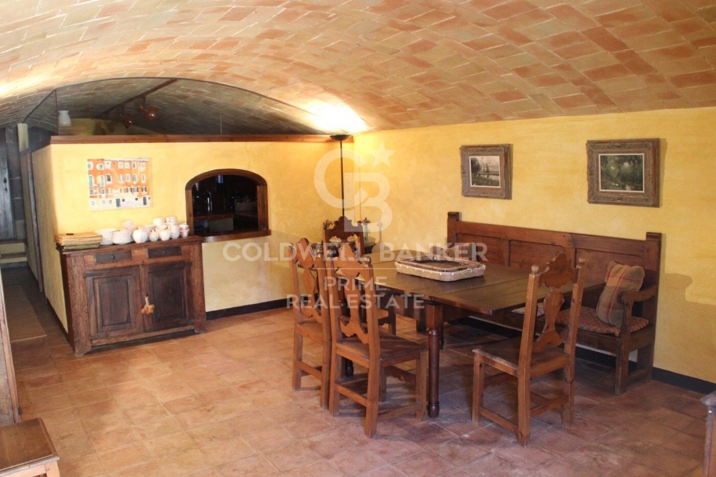 Authentic farmhouse of the s. XVI for sale in the municipality of Caldes de Malavella