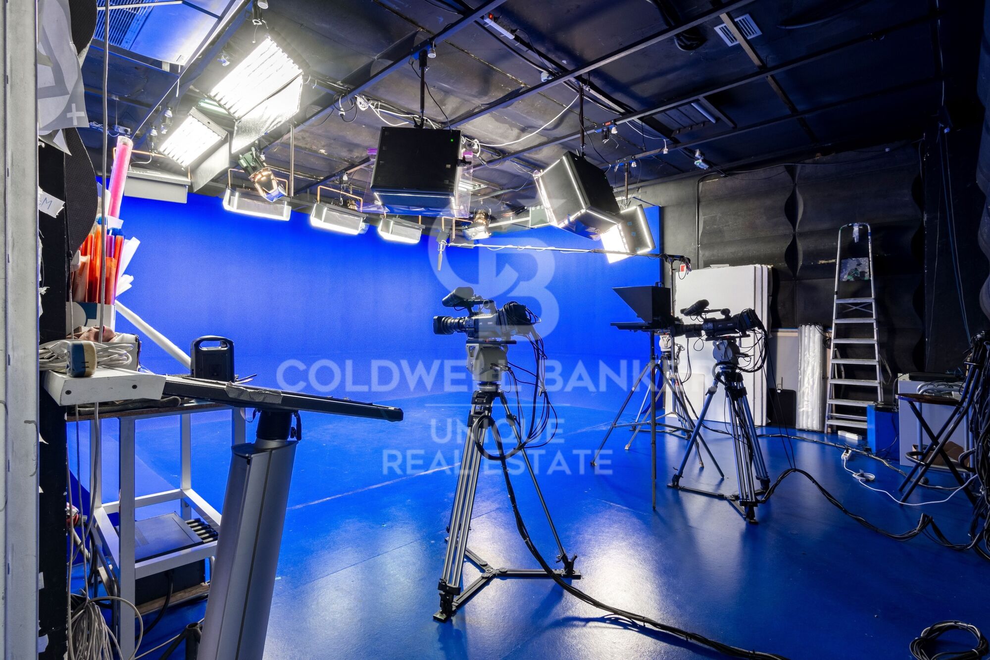 Ático con infinidad de posibilidades en San Blas, Madrid