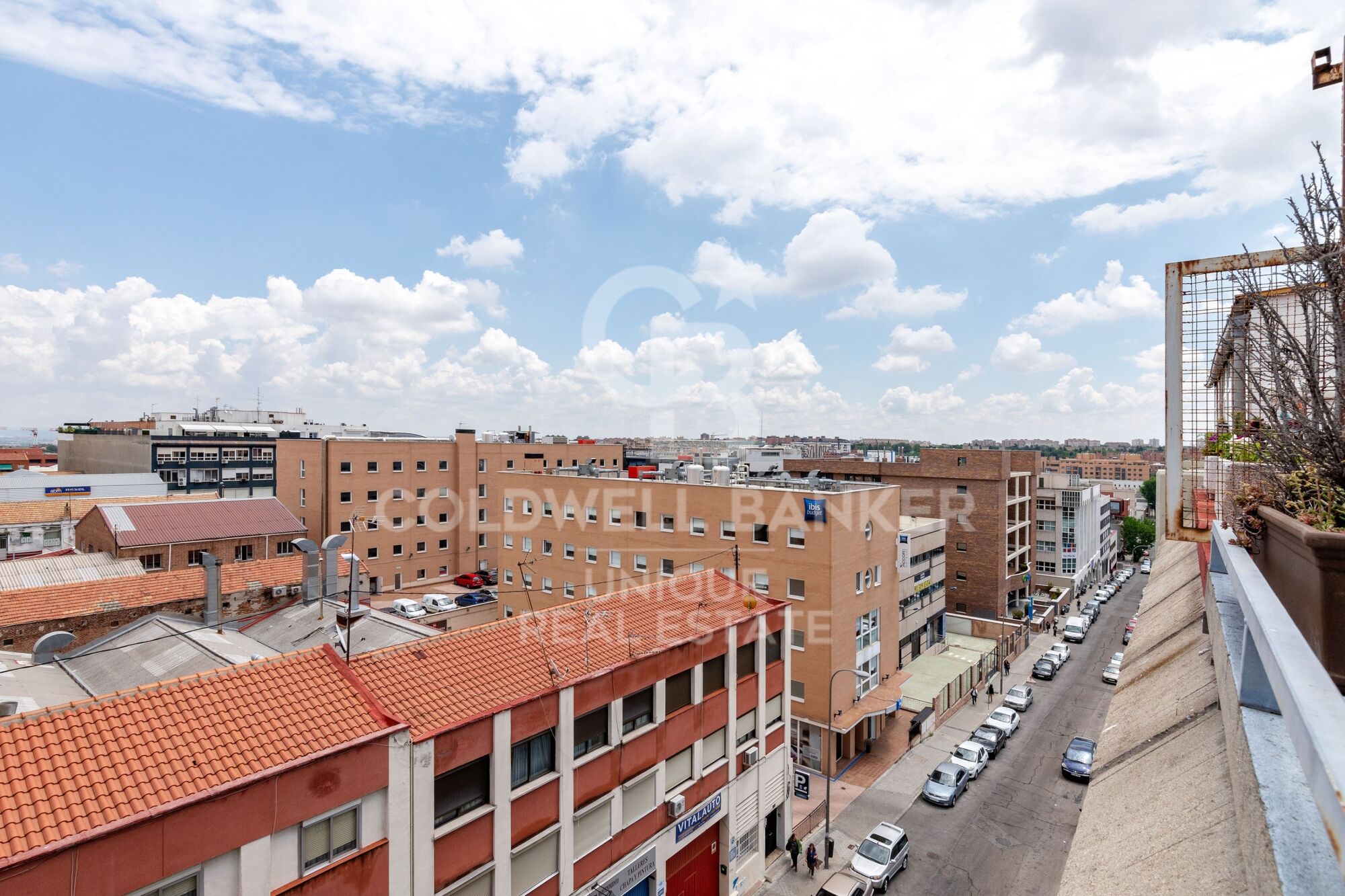 Ático con infinidad de posibilidades en San Blas, Madrid