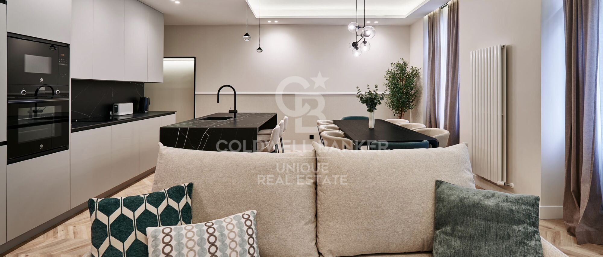 Exclusive newly renovated property with jacuzzi