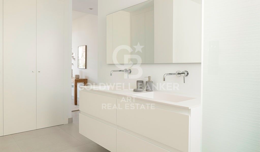 Luxury homes in Altos de los Monteros in Marbella