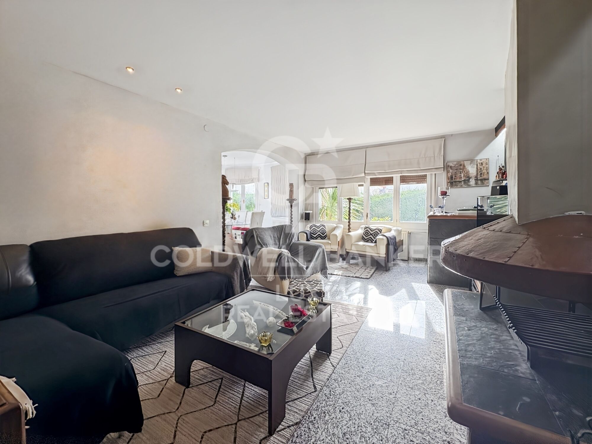 Villa moderne avec grand espace extérieur à Empuriabarava