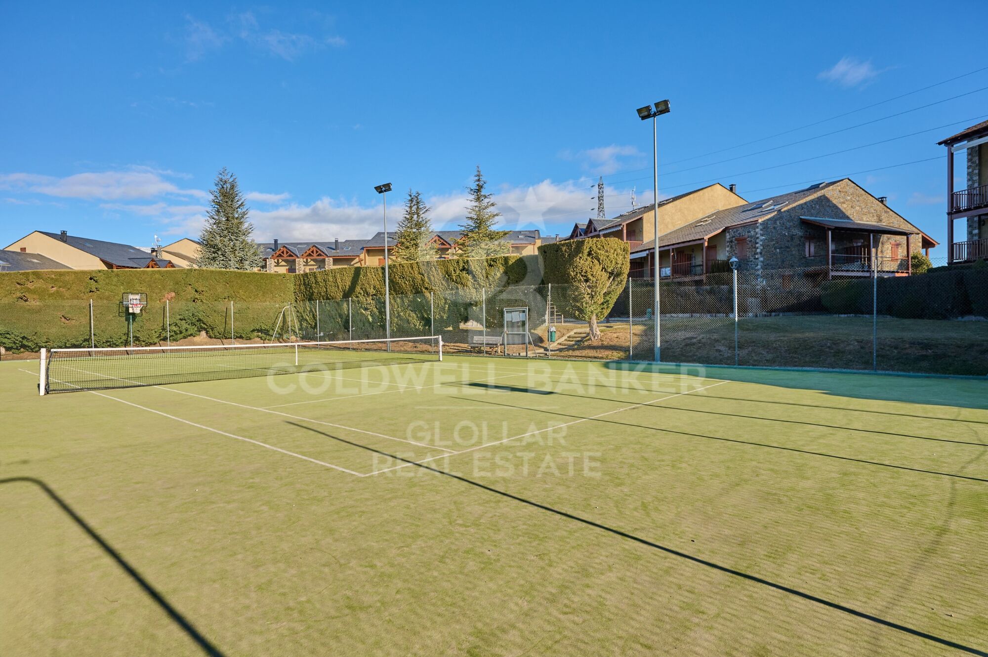 Exclusivo dúplex con terraza, piscina y vistas