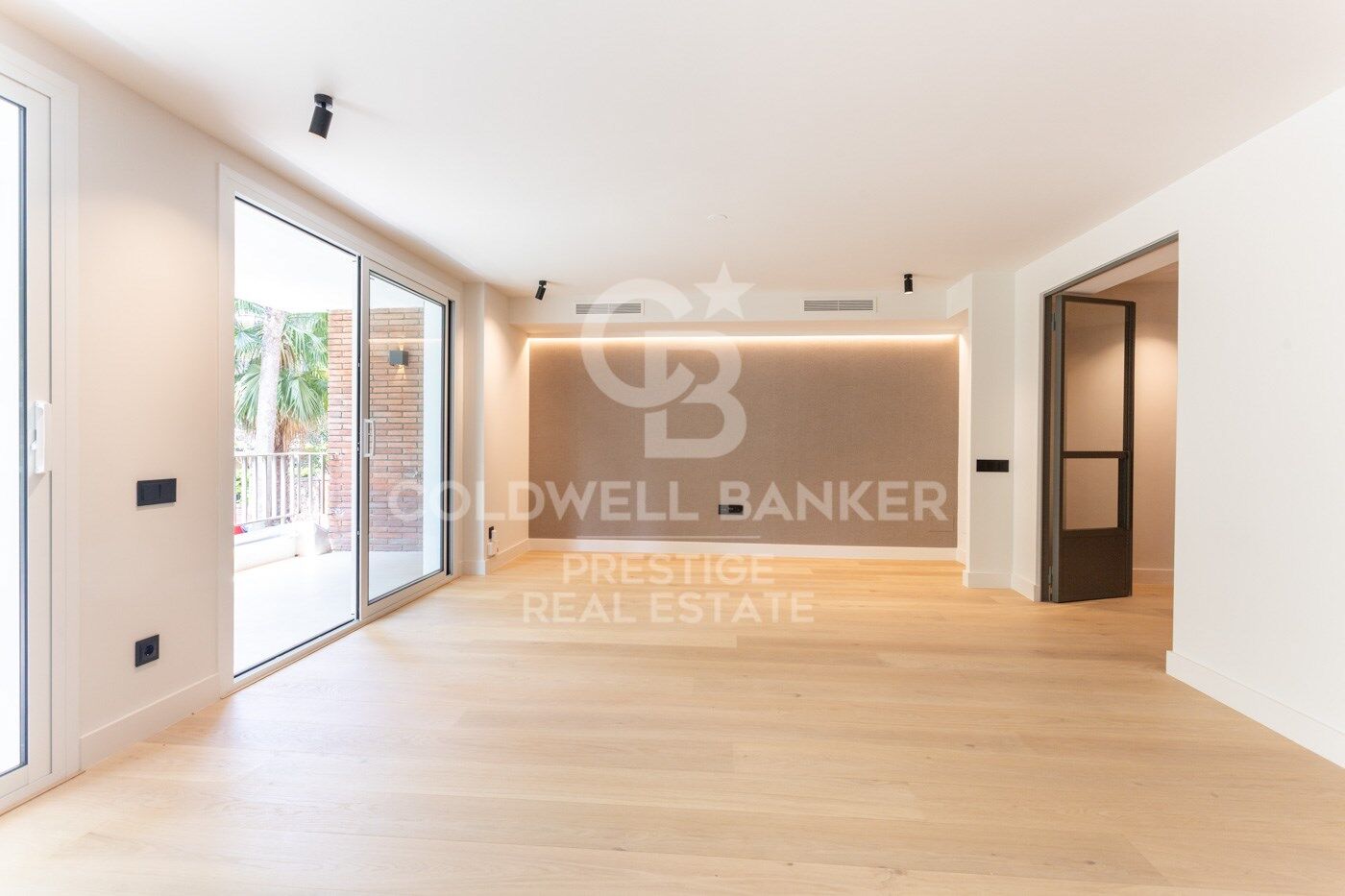 Appartement de Luxe Rénové à Tres Torres