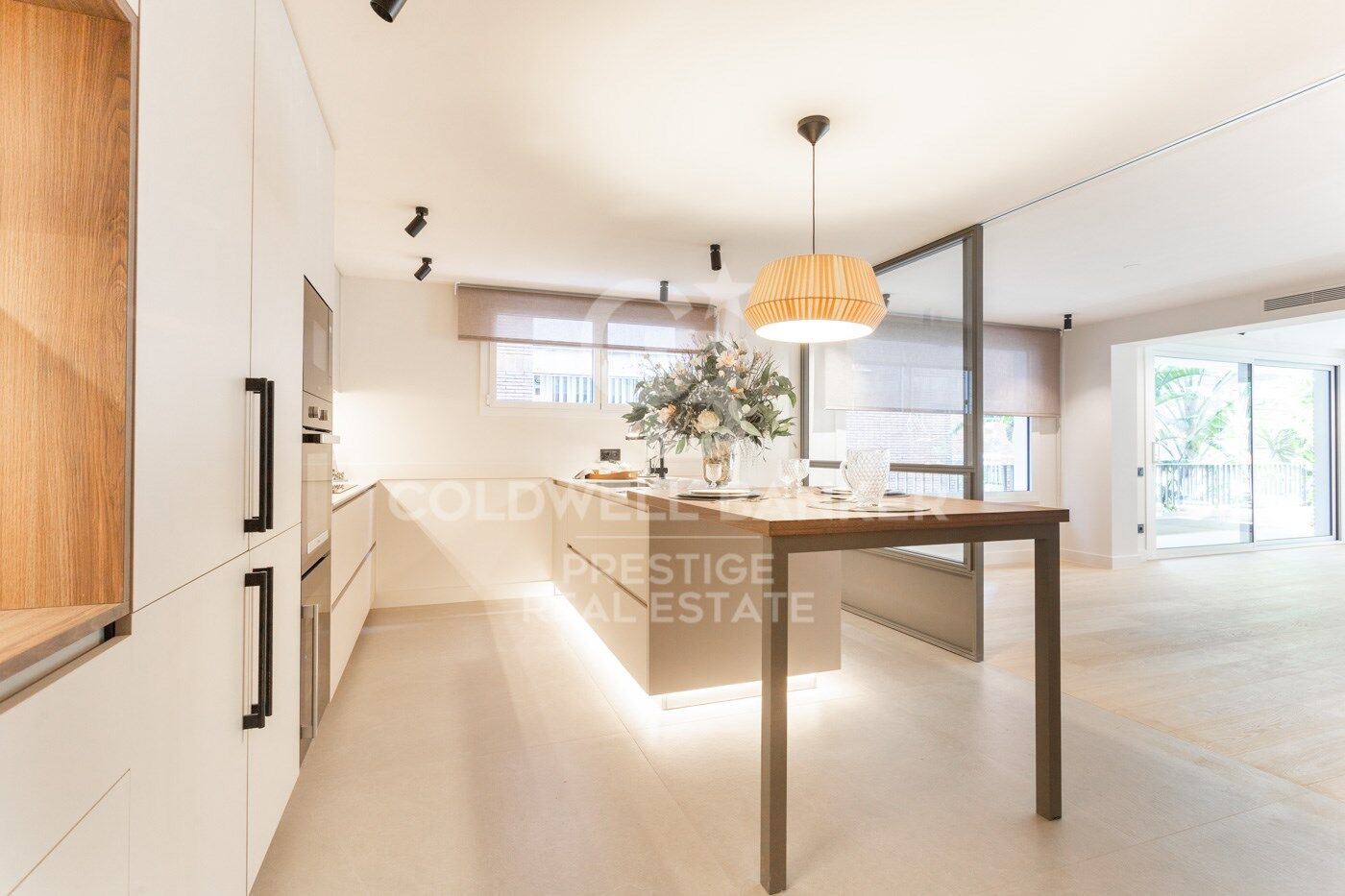 Appartement de Luxe Rénové à Tres Torres